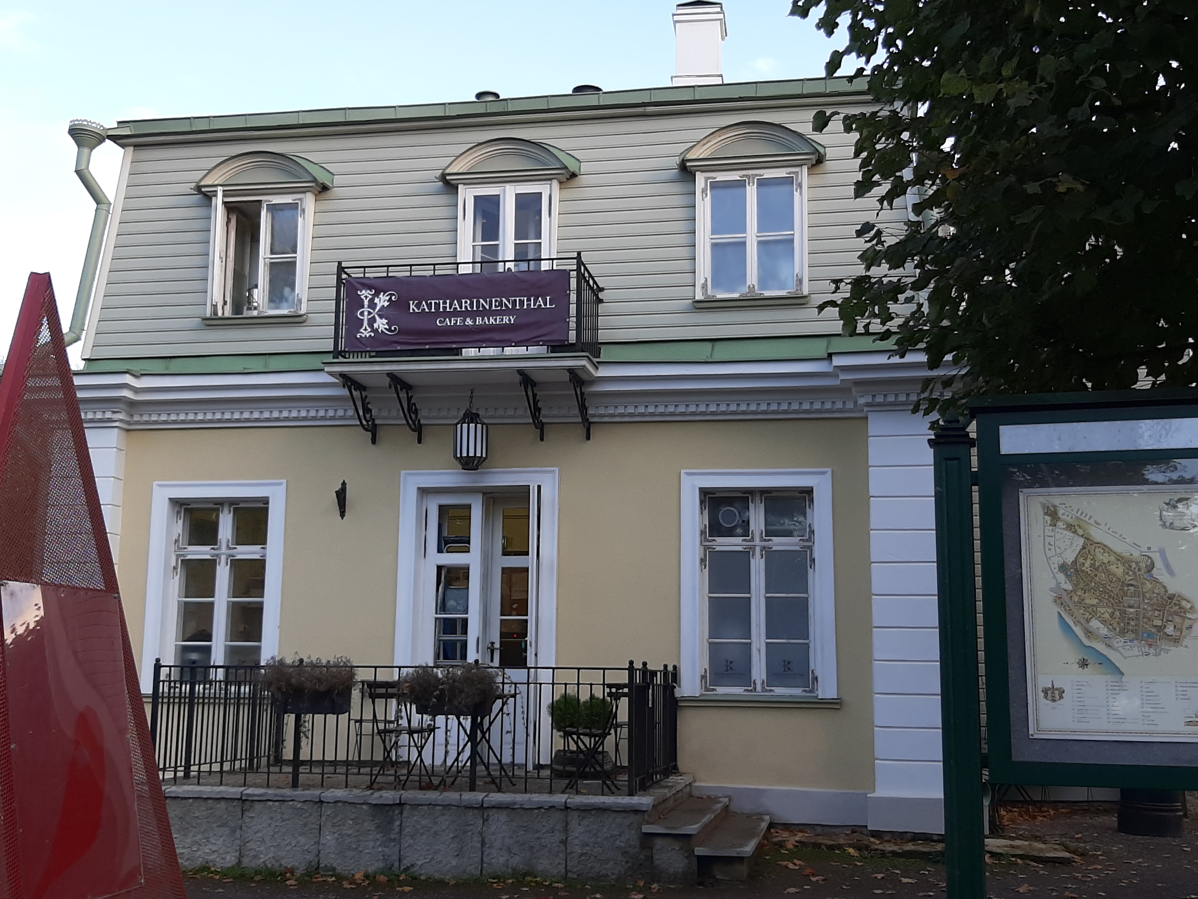 A. Weizenbergi 22, Cadrioru Castle Guest House rephoto