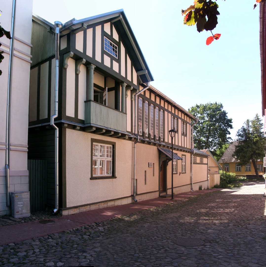House where the doctor Mats Nõges Viljandi county lived, Viljandi city Lutsu tn 5 rephoto