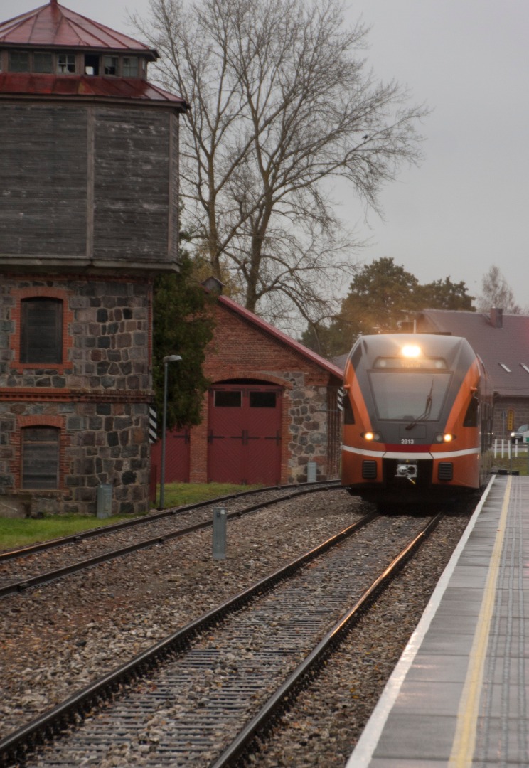 Photo, Viljandi, Kantreküla, Viljandi Railway Station rephoto