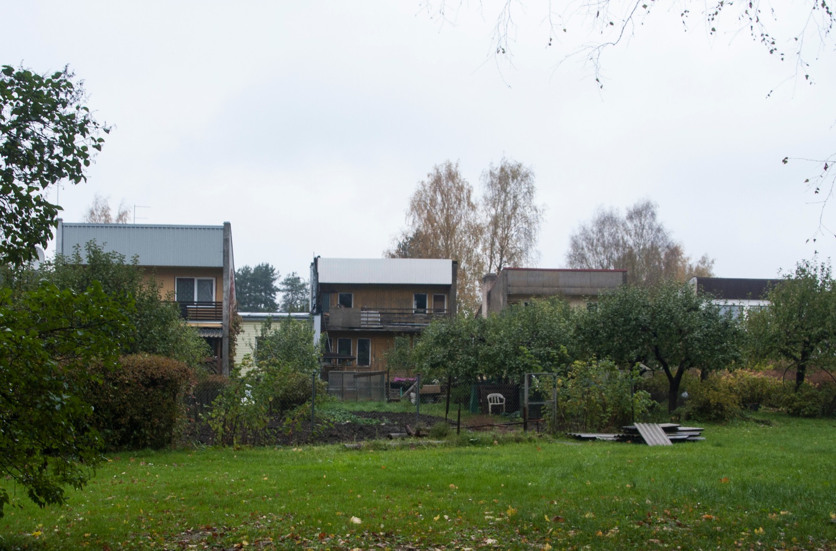 foto, Viljandi, Peetrimõisa linnaosa individuaalelamud 1975 august rephoto