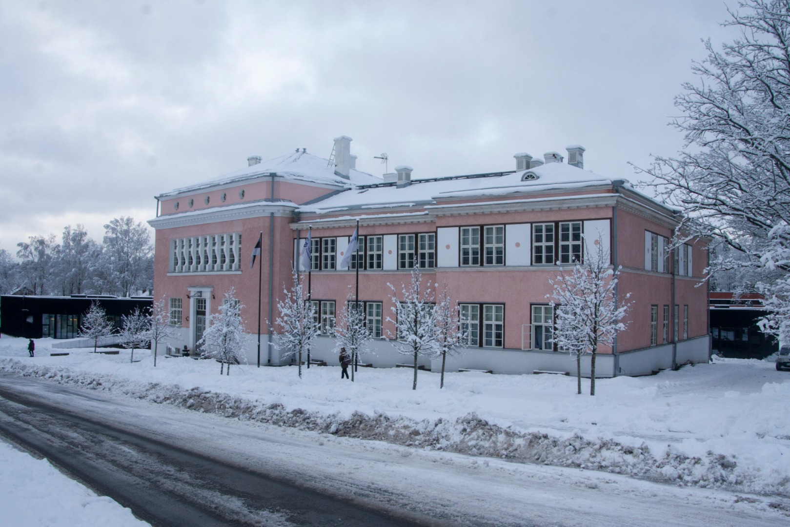 Valuoja school building. rephoto