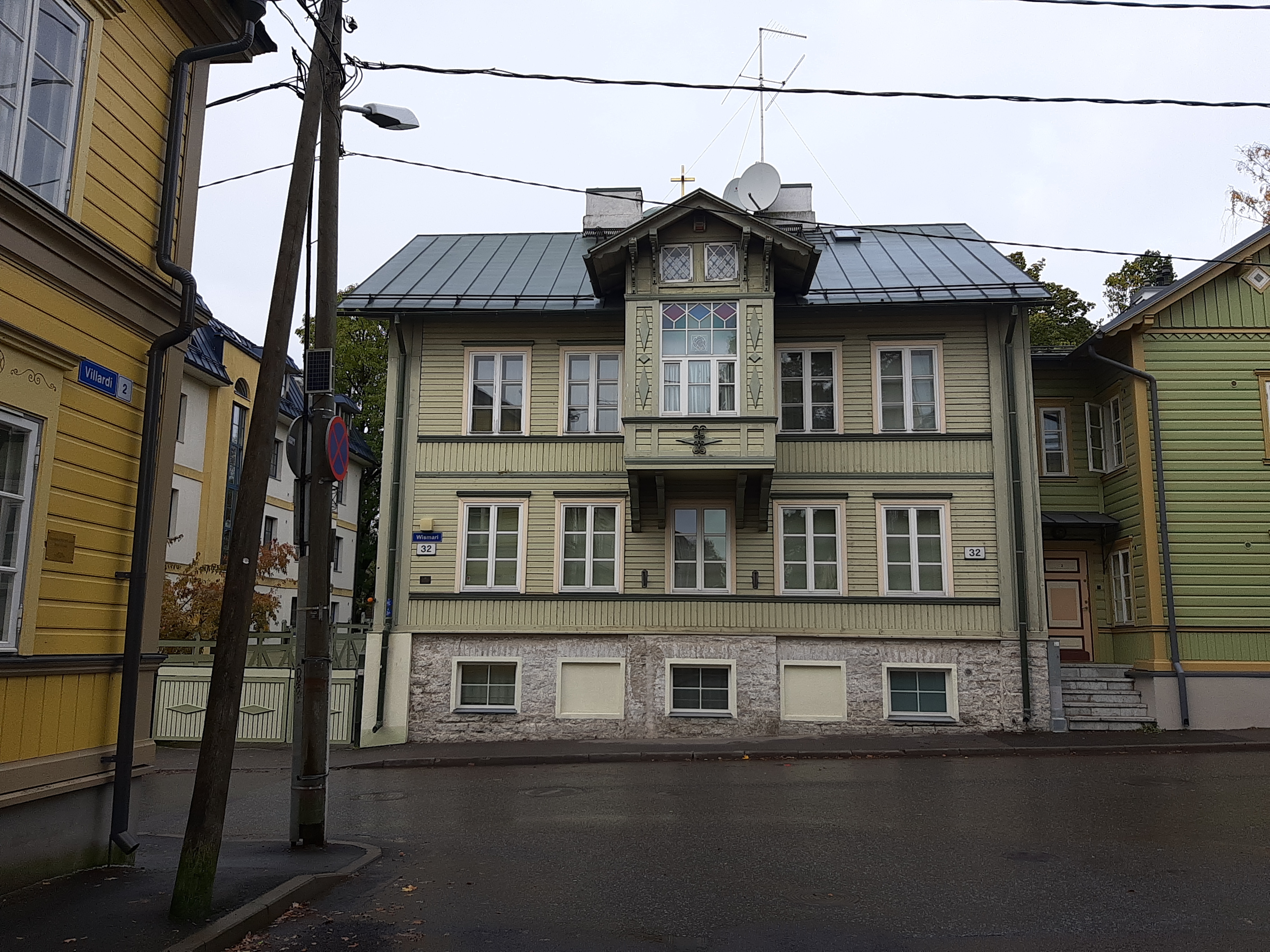 View on Wismari Street. rephoto