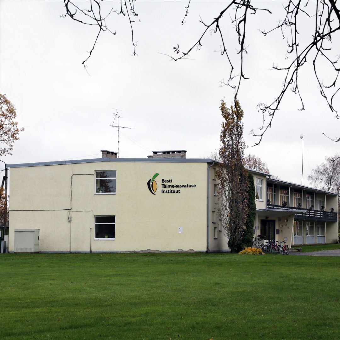 Office building of Jõgeva Sordiaretus Station 1972 rephoto