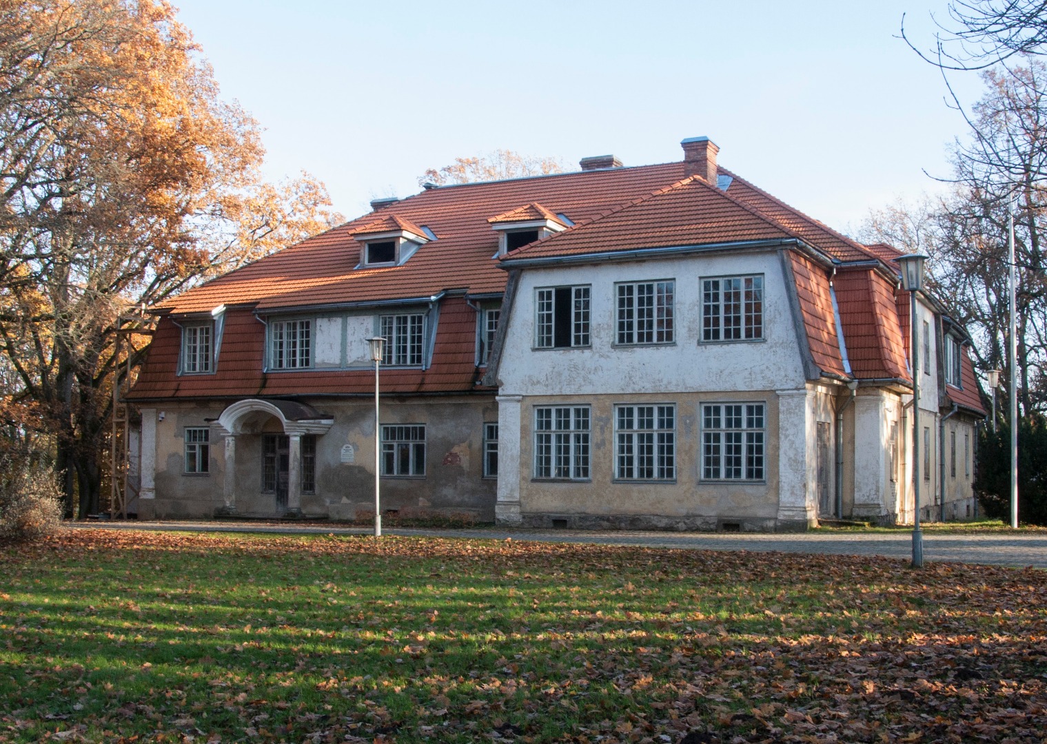 Postcard, Olustvere Estonian Aleksandri Põllutöökeskkool, educational building rephoto