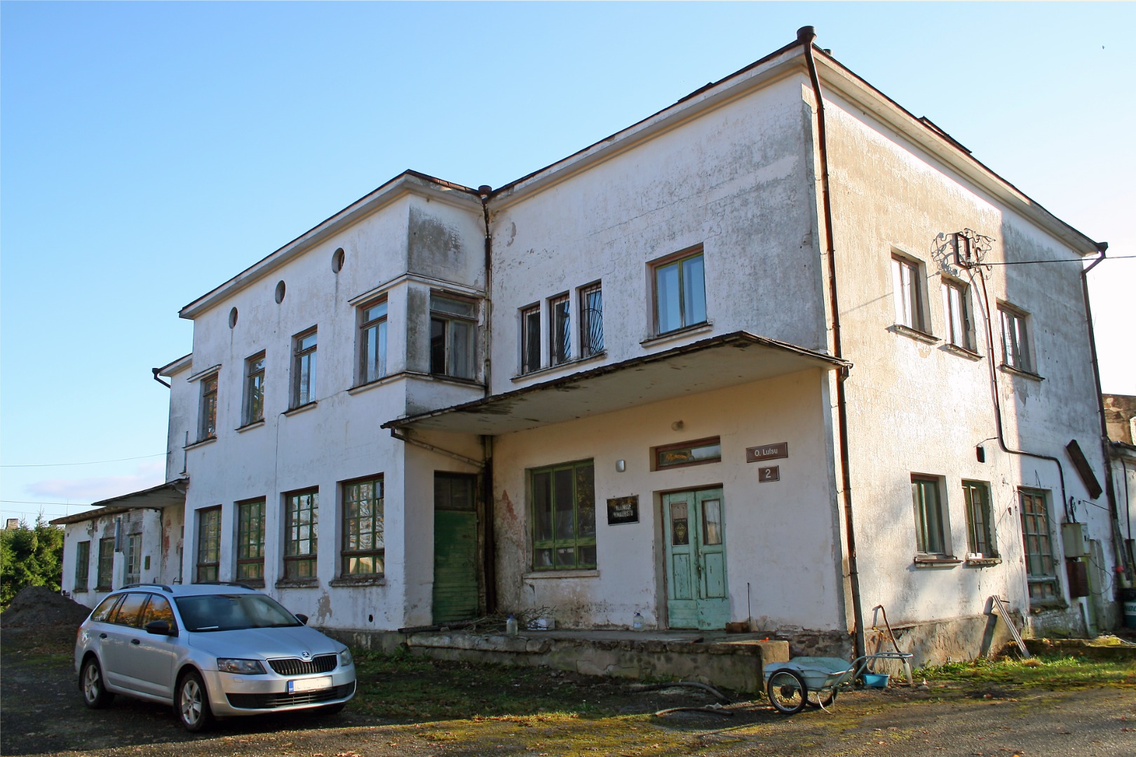 Palamuse Czech production building 1982 rephoto