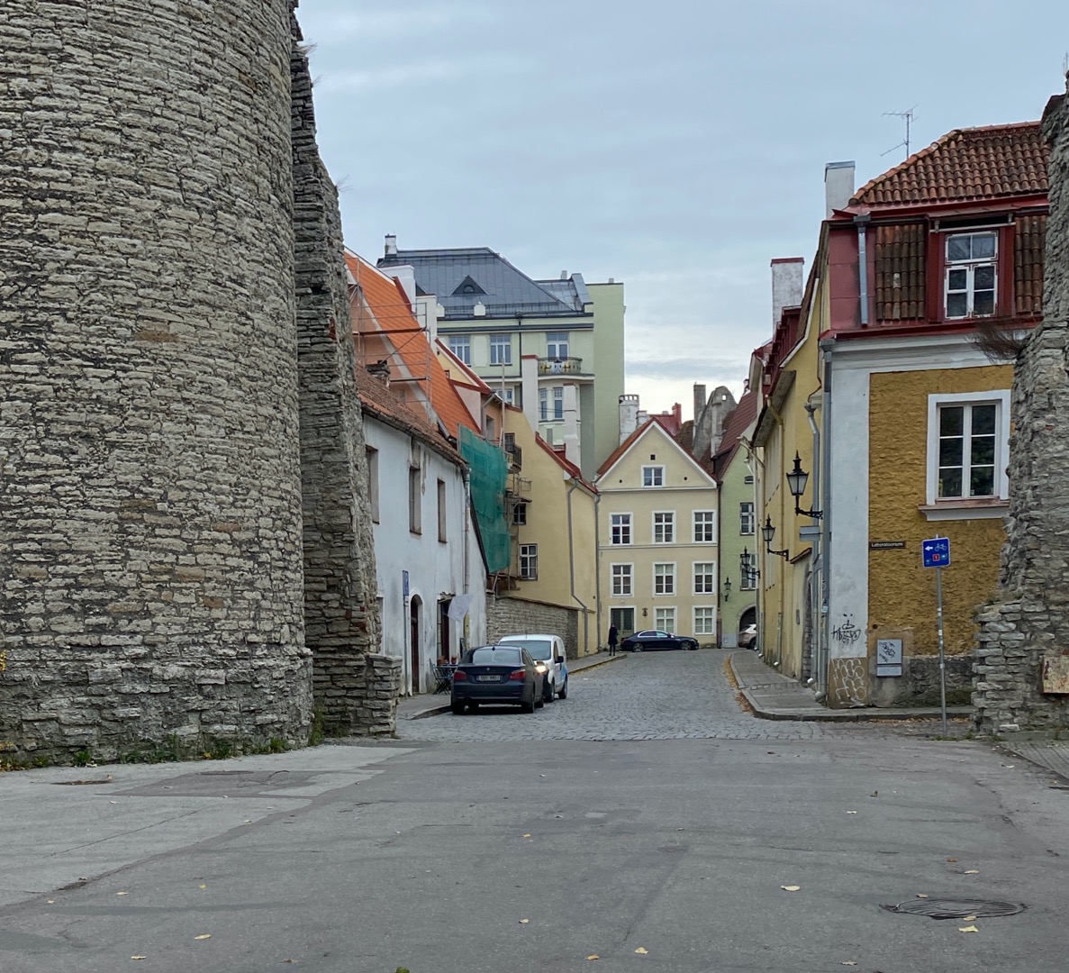 Artillery Street in Tallinn Old Town rephoto