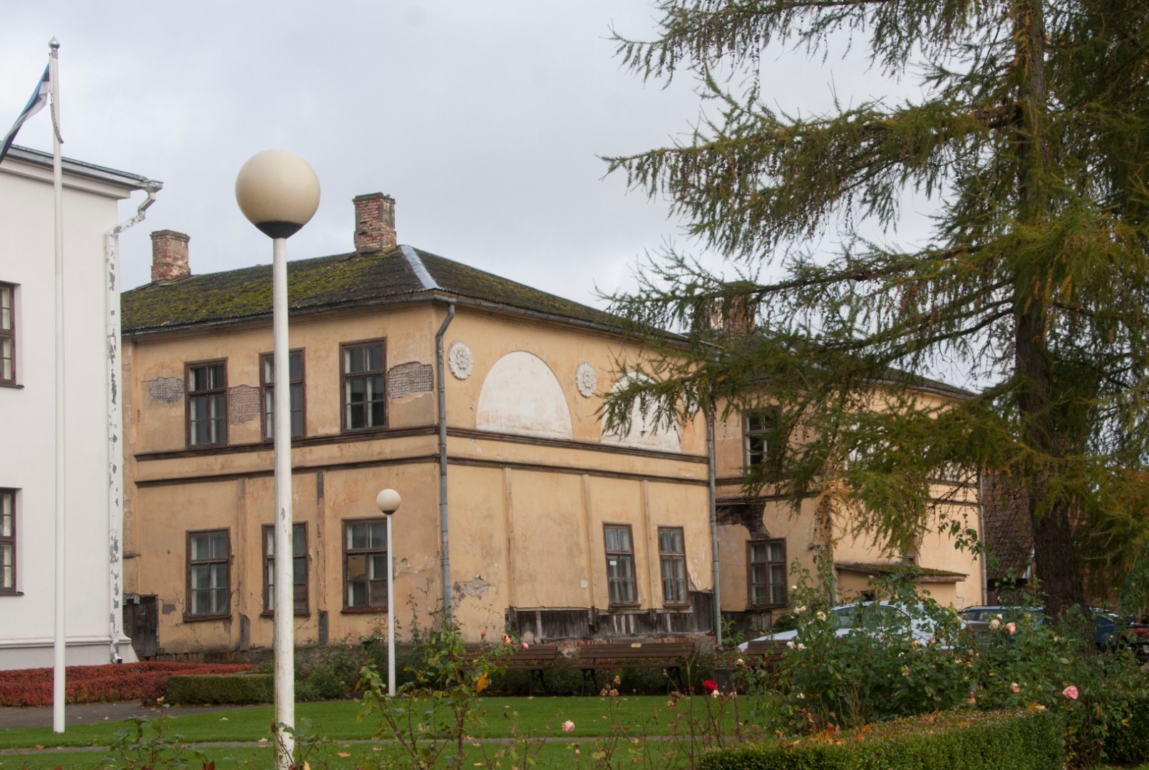 Viljandi II primary school. Built in 1926, architects e. Wolffeldt and a. Nürnberg. rephoto