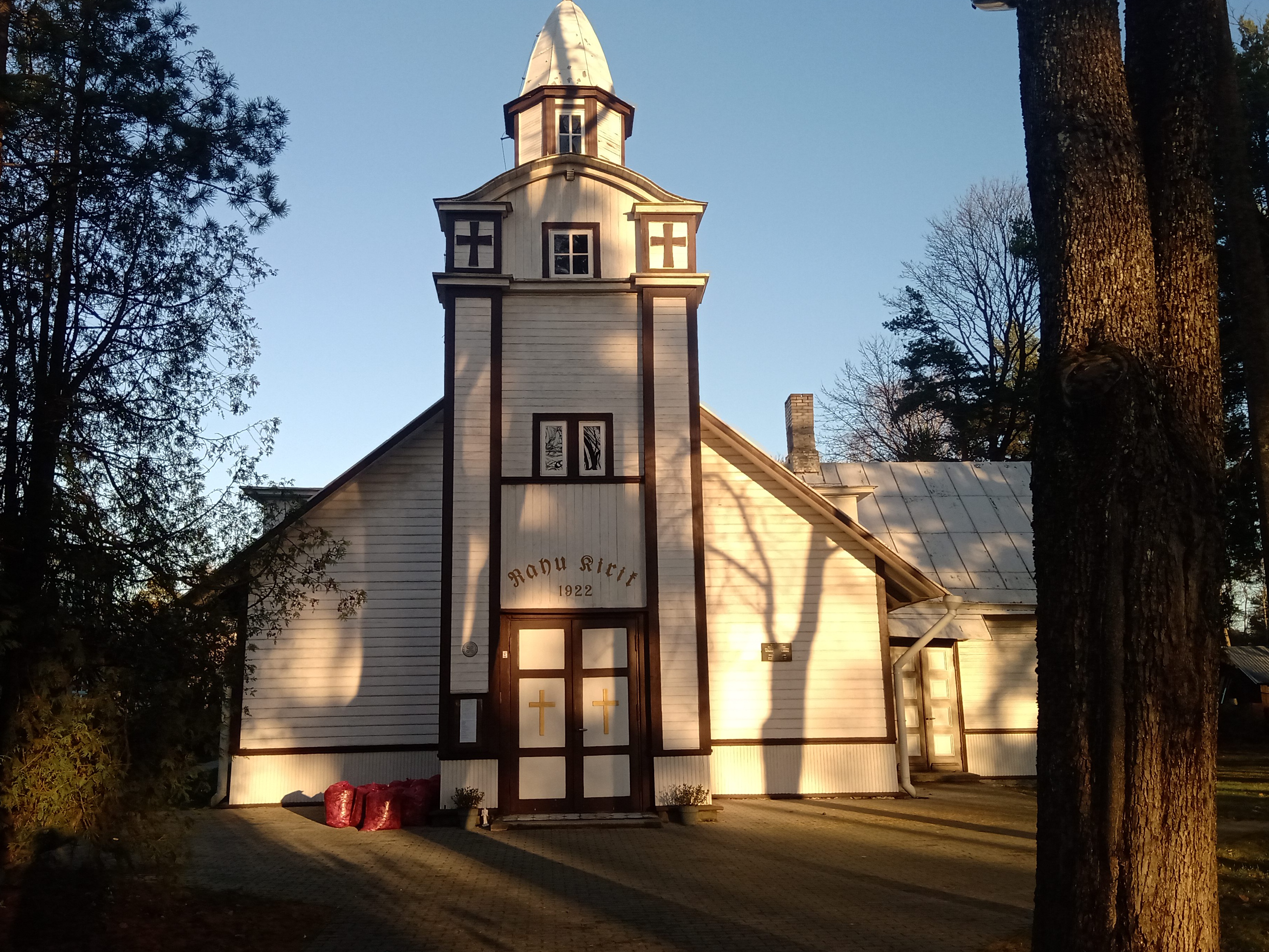 View of the Nõmme Peace Church at the corner of the Railway and Võsu Streets. rephoto