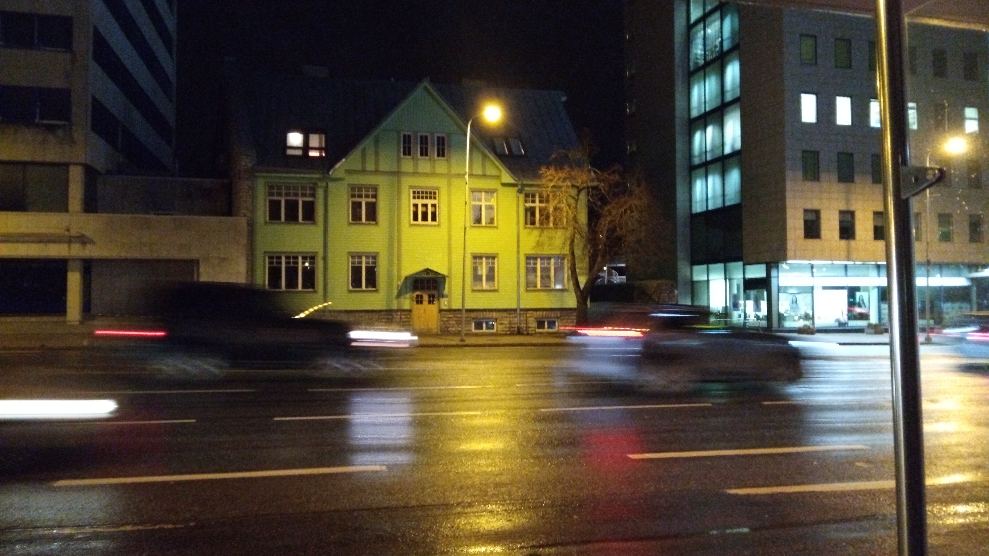 Elamu Tallinnas, vaade rephoto