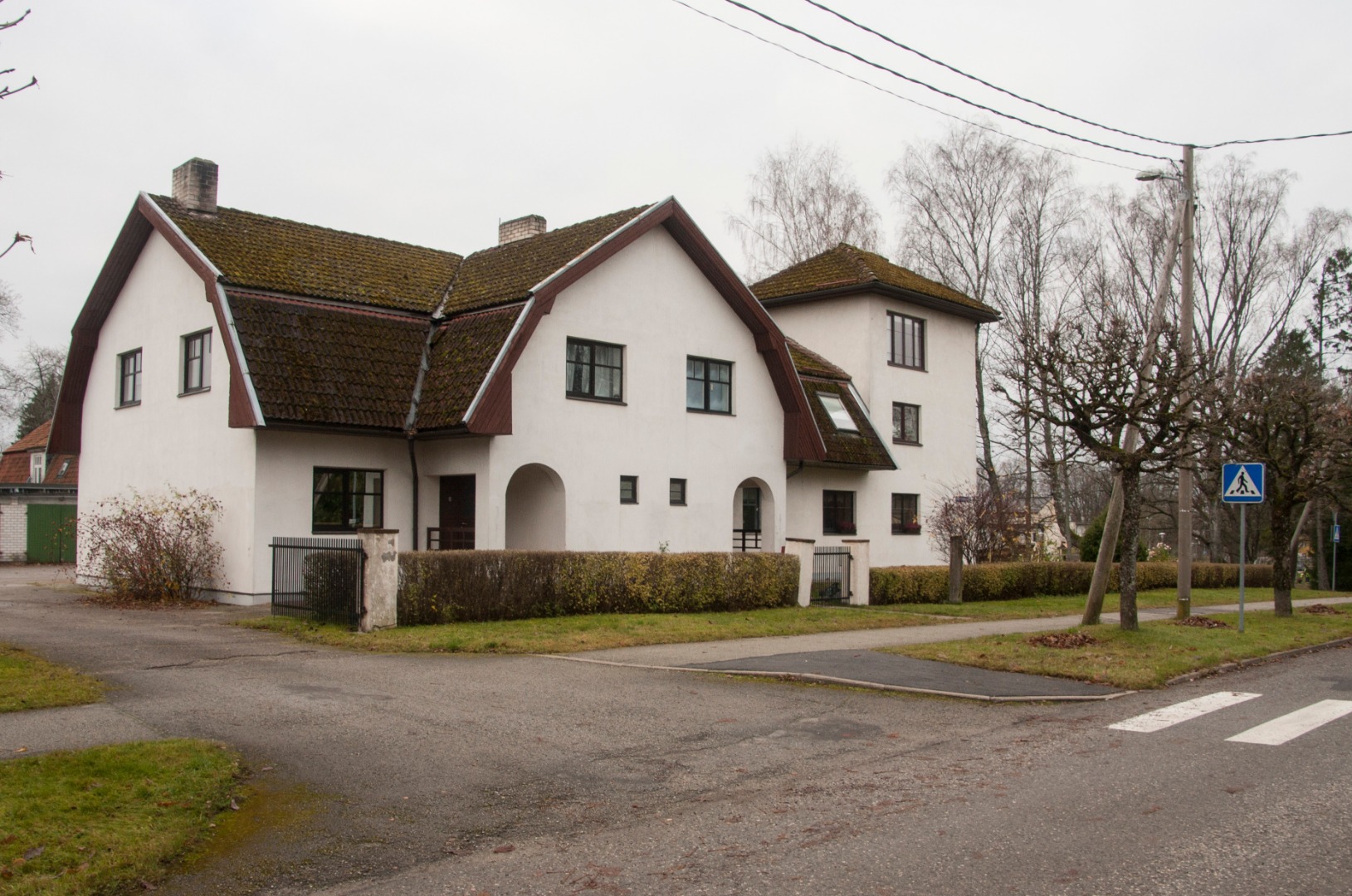 The foundation of Türi kindergarten and library building, behind the school house. rephoto