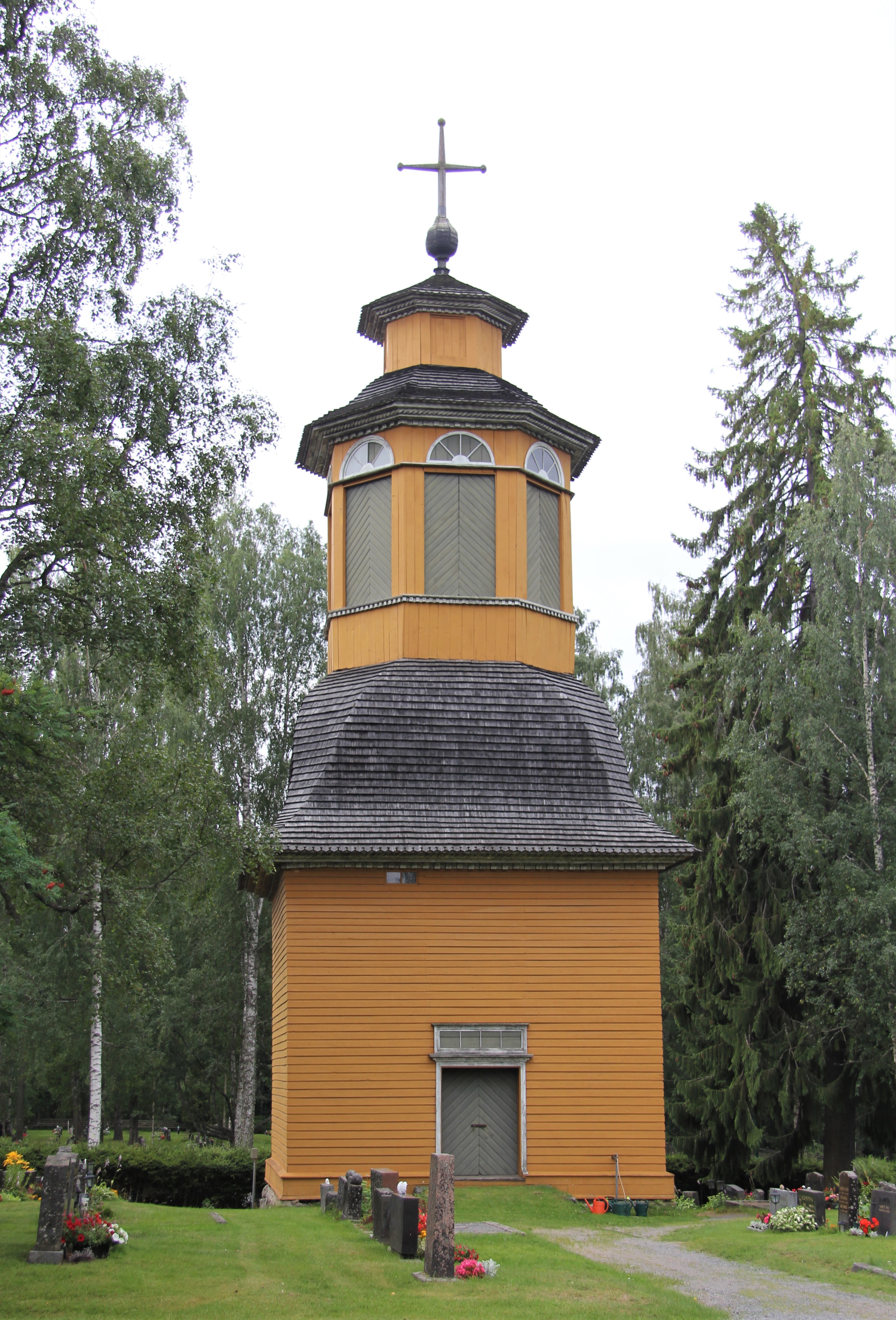 The clockboard built in the 1770s of the Hirvensalm Church rephoto