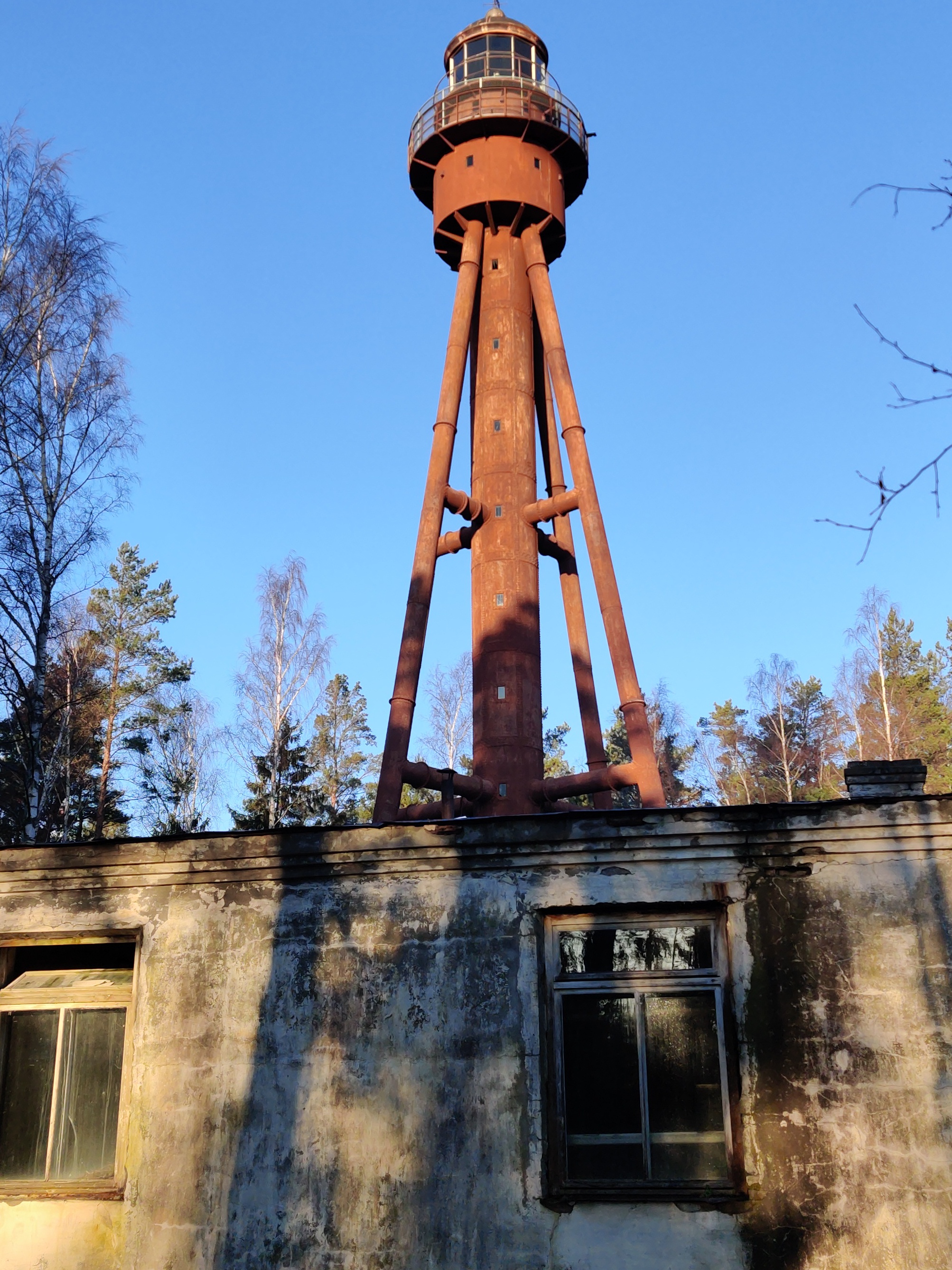 Ruhnu tuletorni metallkonstruktsioon. rephoto