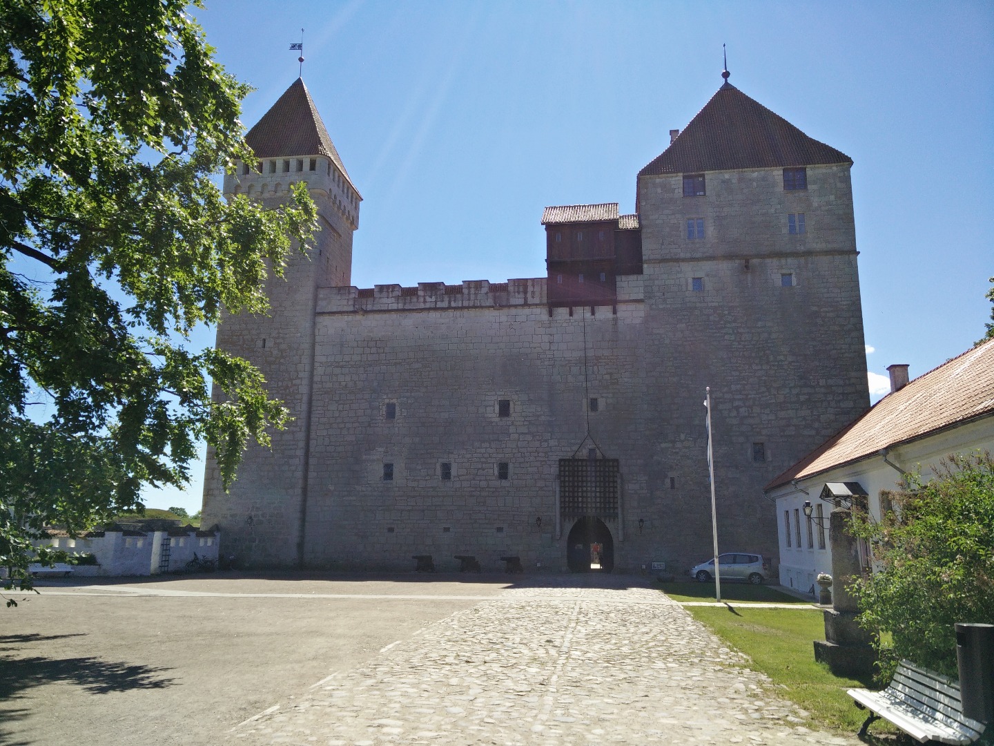 Kuressaare Castle in Saaremaa, 1988 rephoto