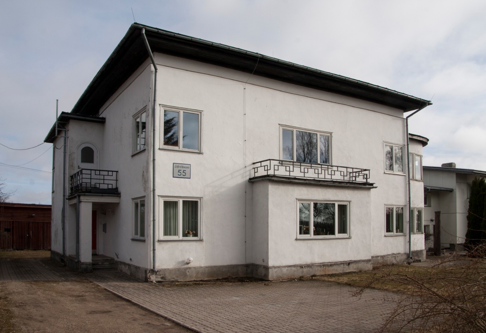 Maja Viljandis Jakobsoni 55, kus Tuglased elasid 1944 kevadel rephoto