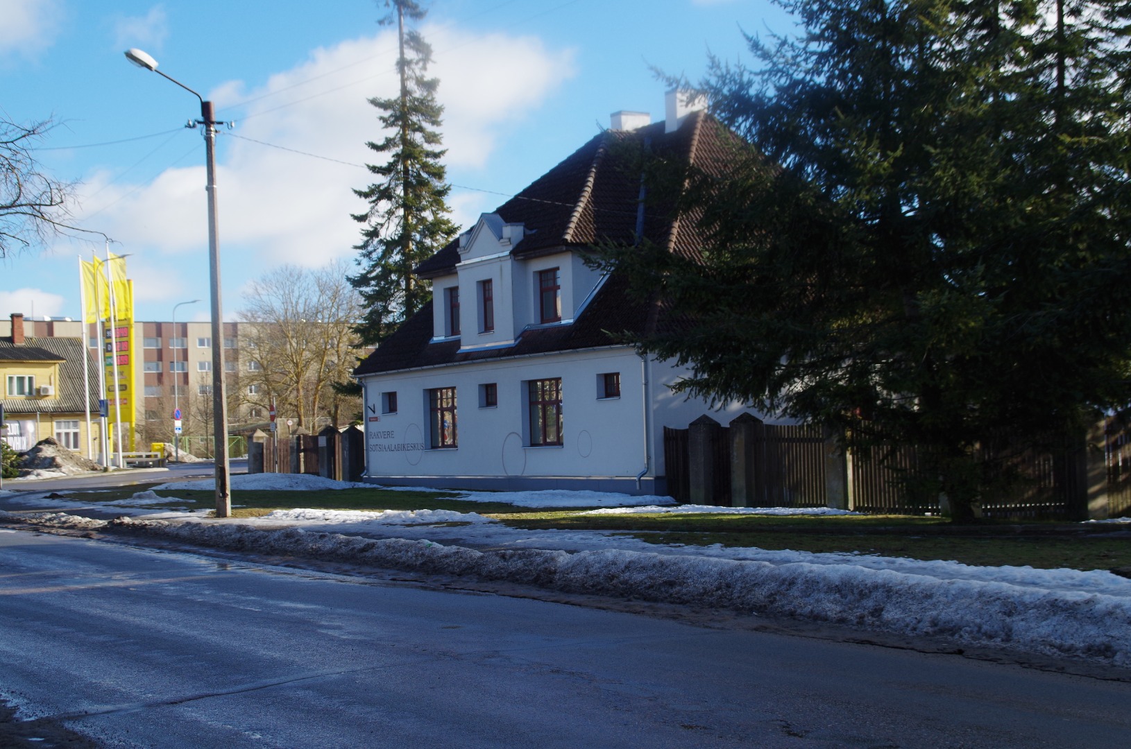 Outdoor view of Rakvere Animal Clinic. rephoto
