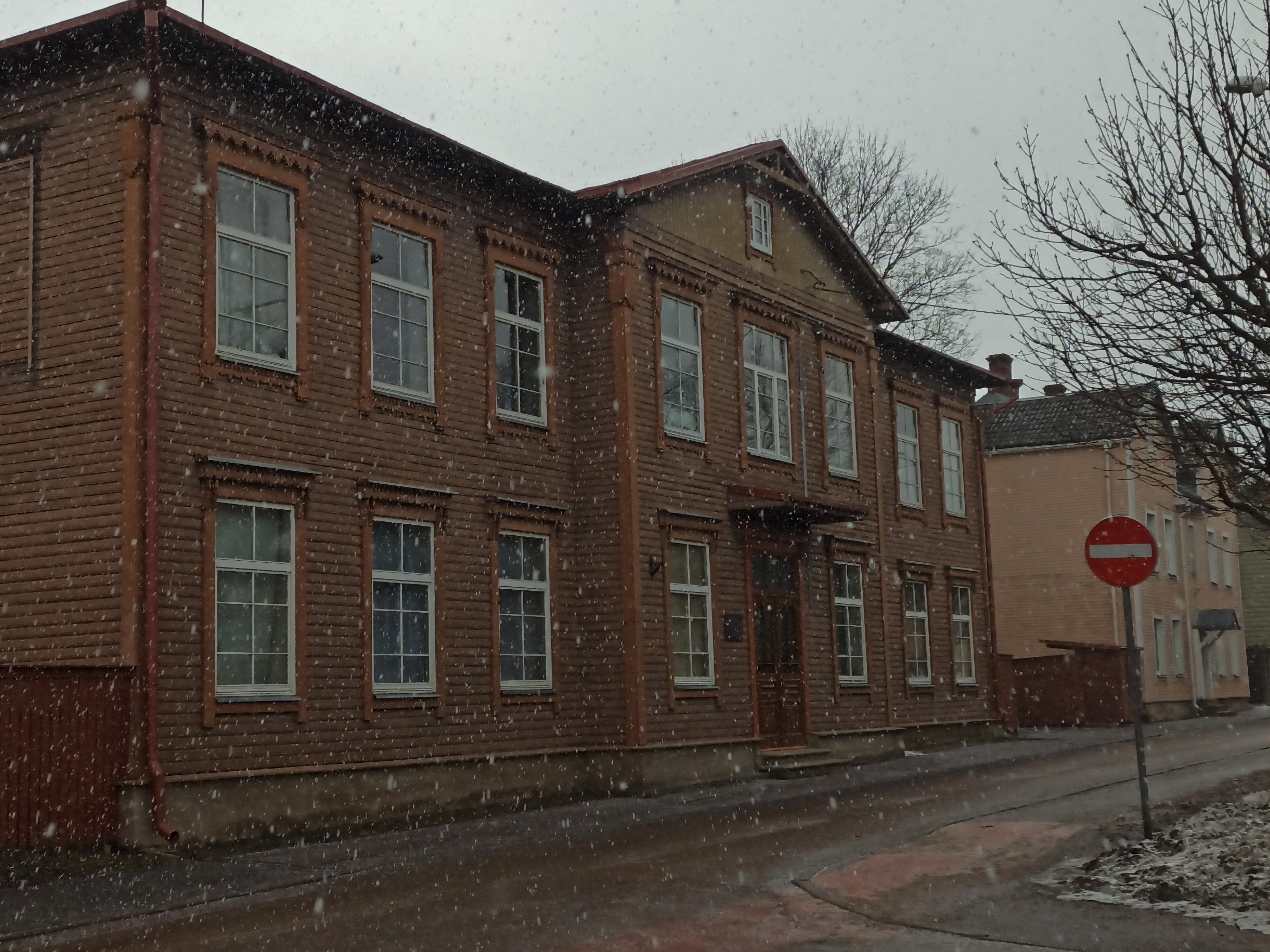 Former Tartu 12. 8-kl School building rephoto