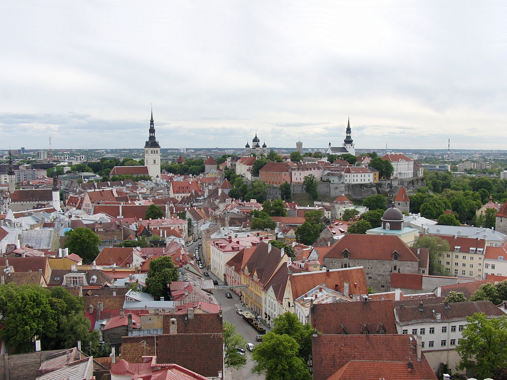 Vanalinna vaade Oleviste kiriku tornilt rephoto