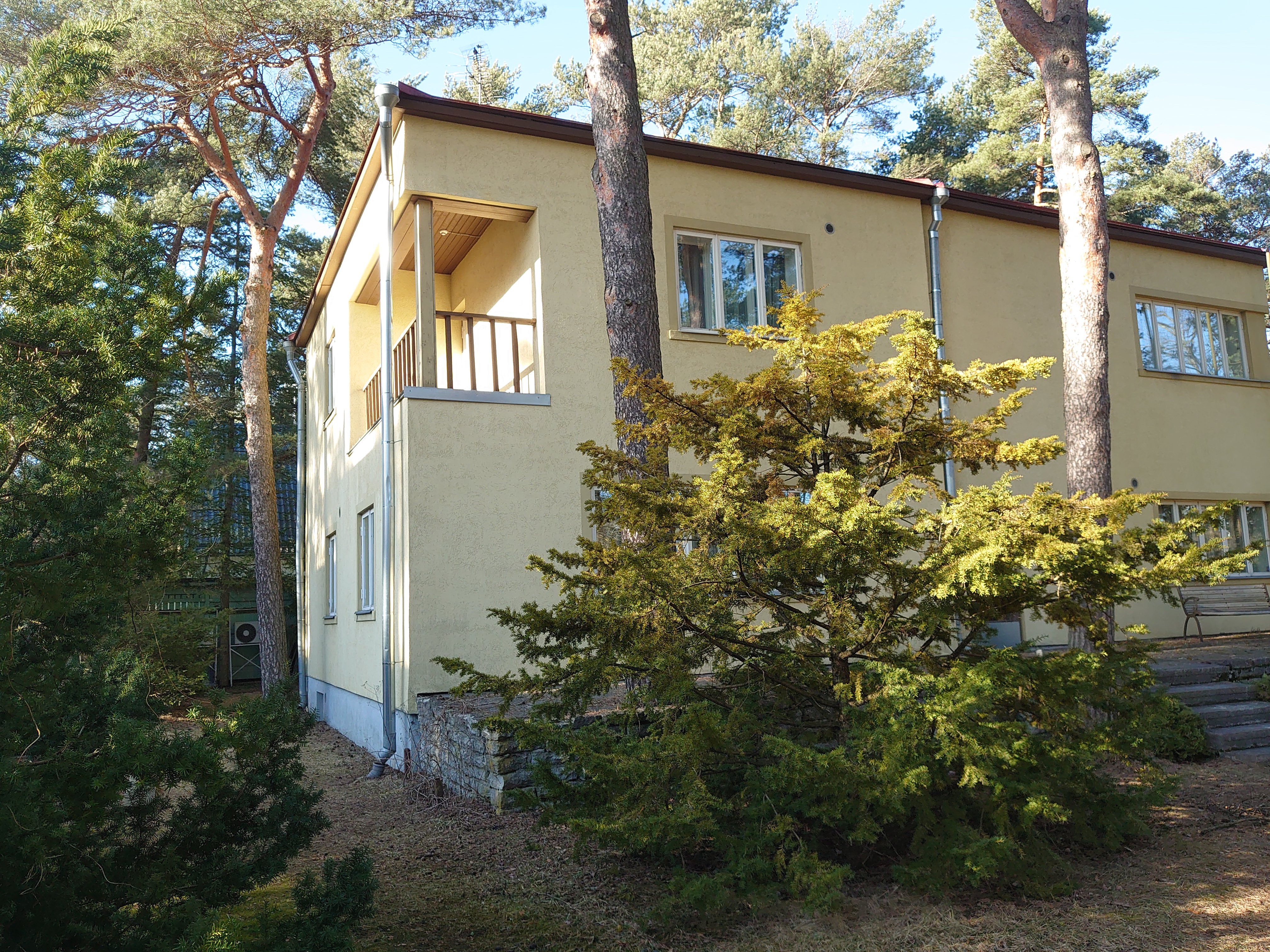 Marie Under and Artur Adson residence in Tallinn Vabaduse pst 12 rephoto