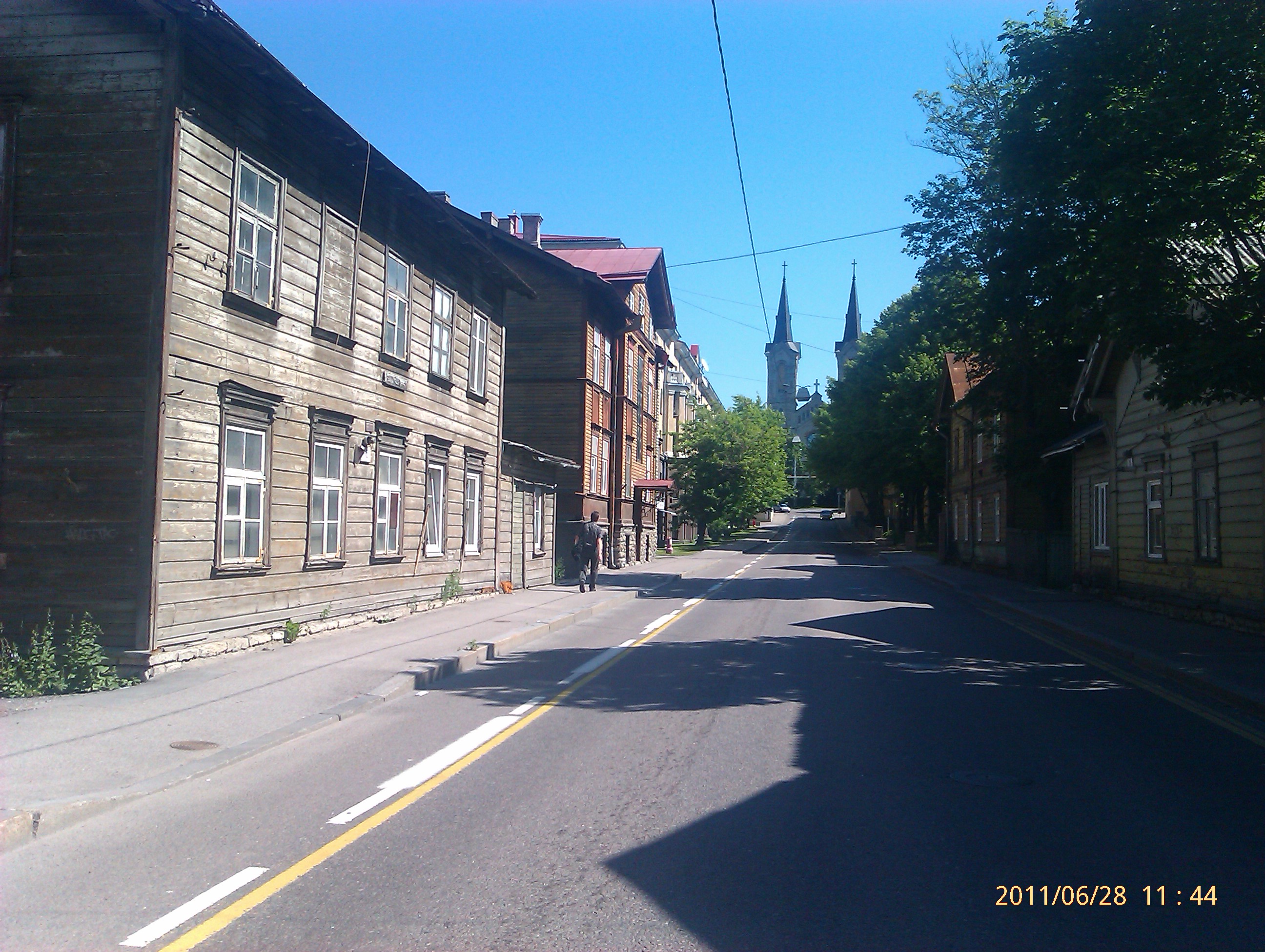 Luise tänav, vaade Kaarli kirikule rephoto