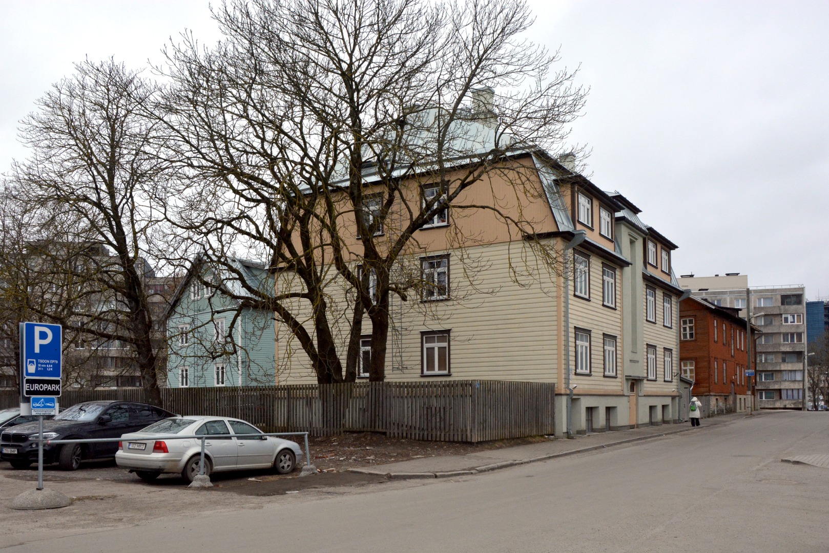 View along Lennuki t. rephoto