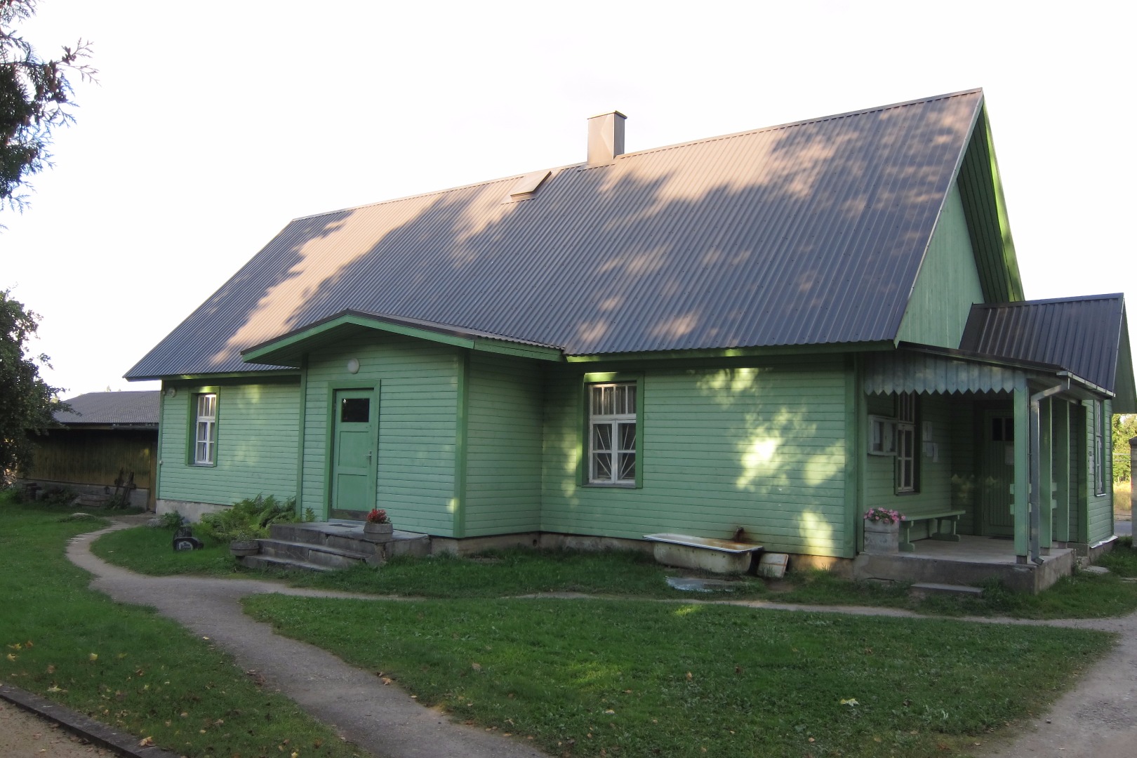 Rapla church garden and cemetery rephoto