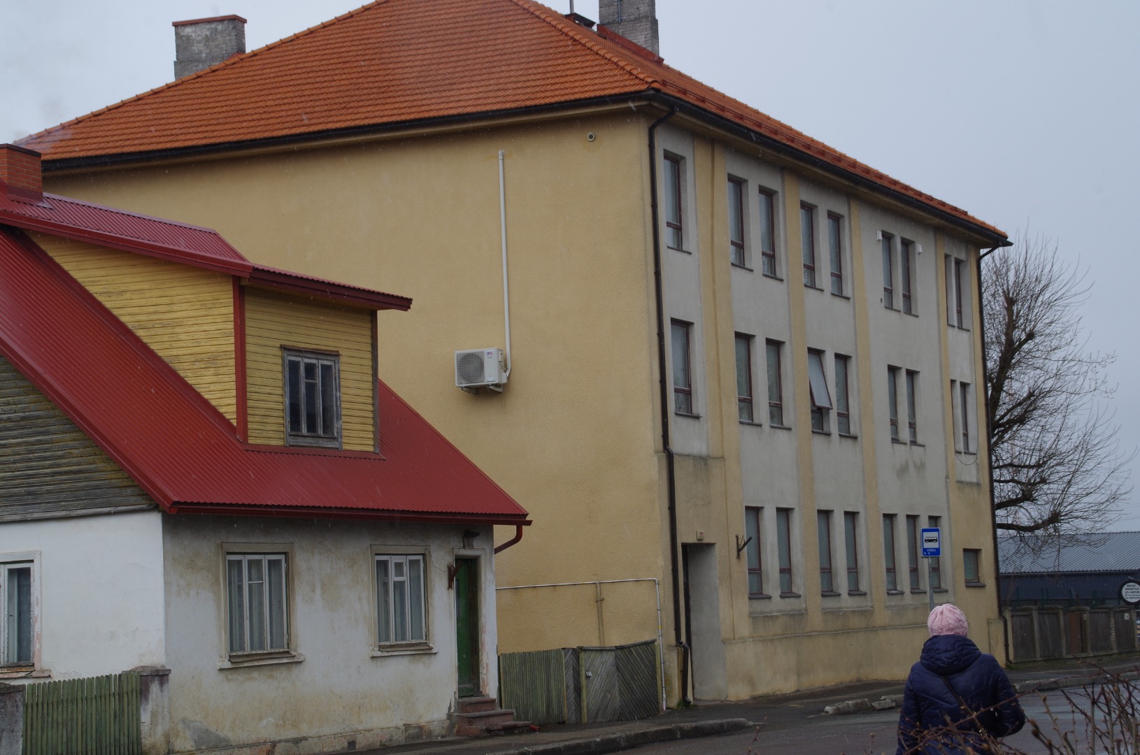 Rakvere, sõjas purustatud majad Võidu tänaval rephoto