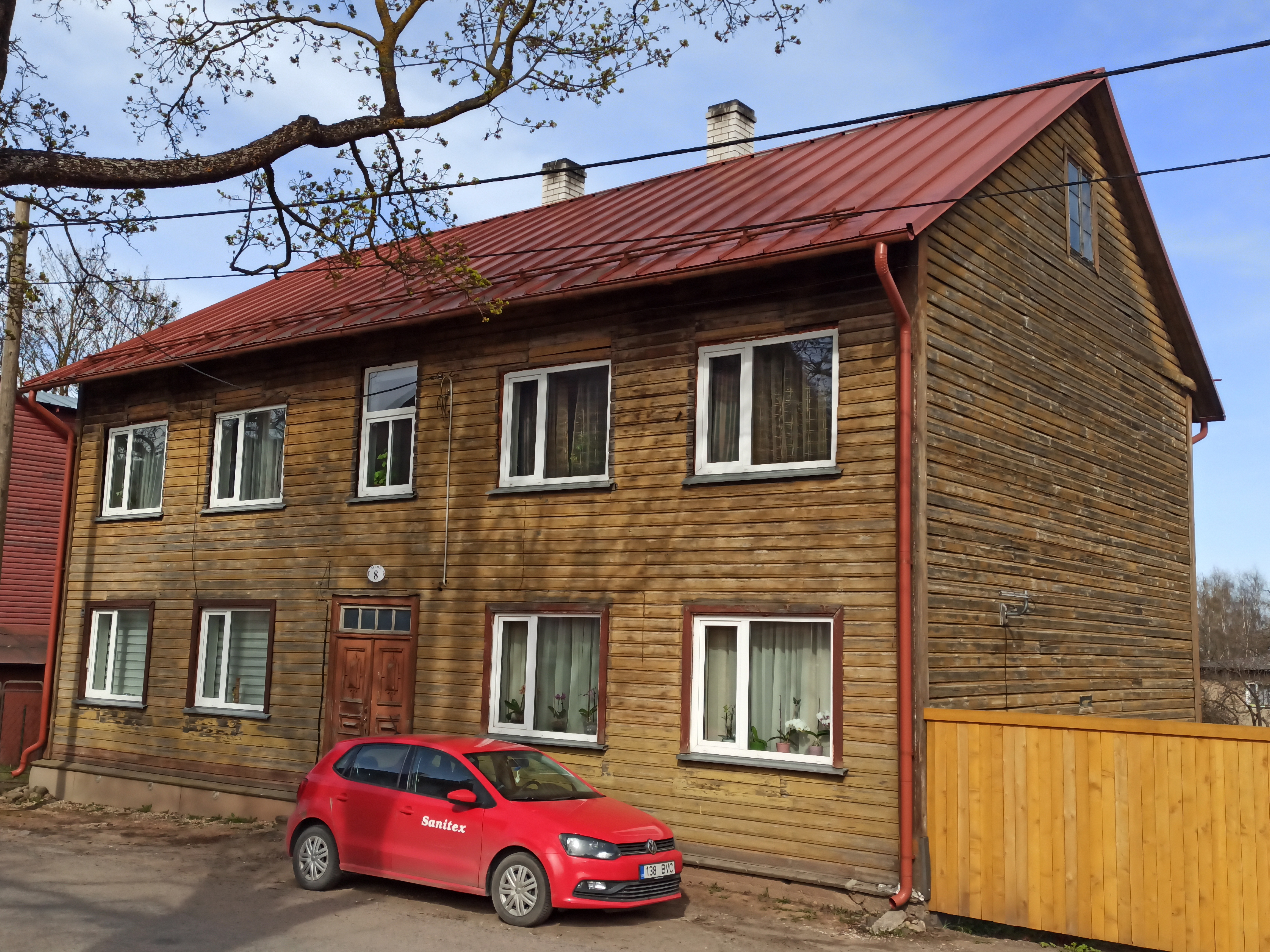 Karlova linnaosa: Salme t 8.  Tartu, 1990. rephoto