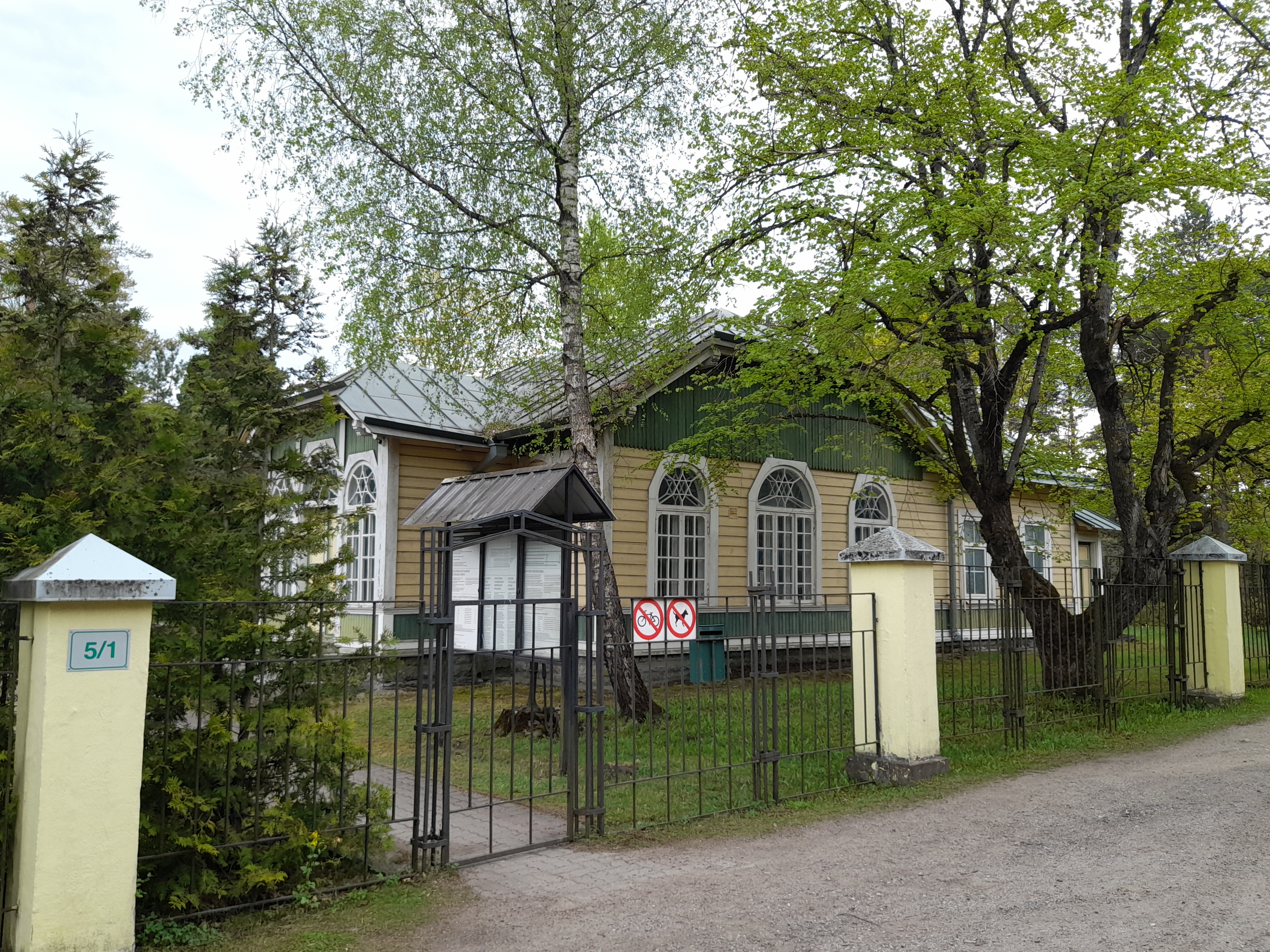 Tallinn, the house of the Jewish graveyard guard in Rahumäe, where V.Kingissepp, Anvelt, Kreuks, Otto Rästas and others hid themselves. rephoto