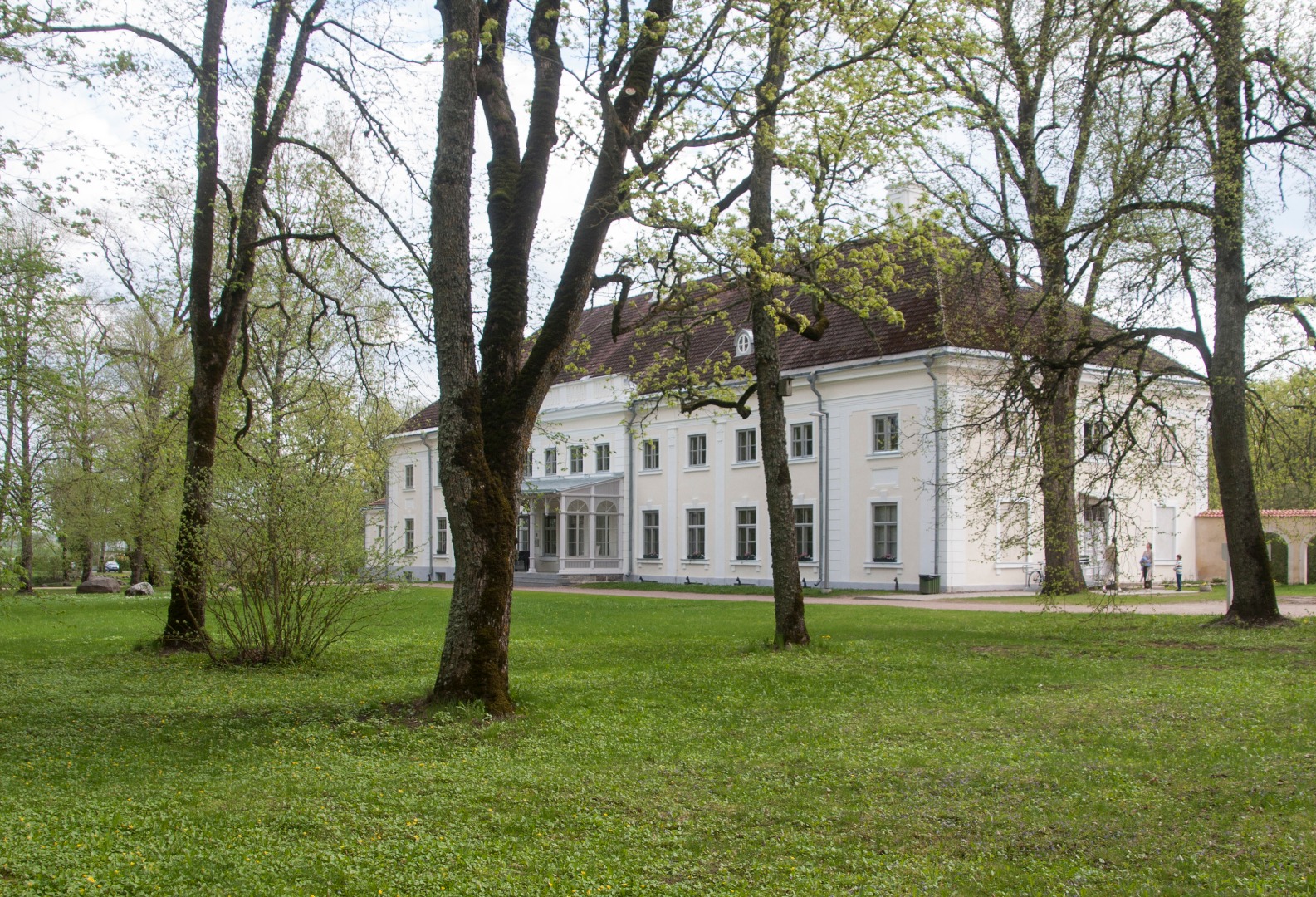 Main building of Anija Manor, 18th century. rephoto