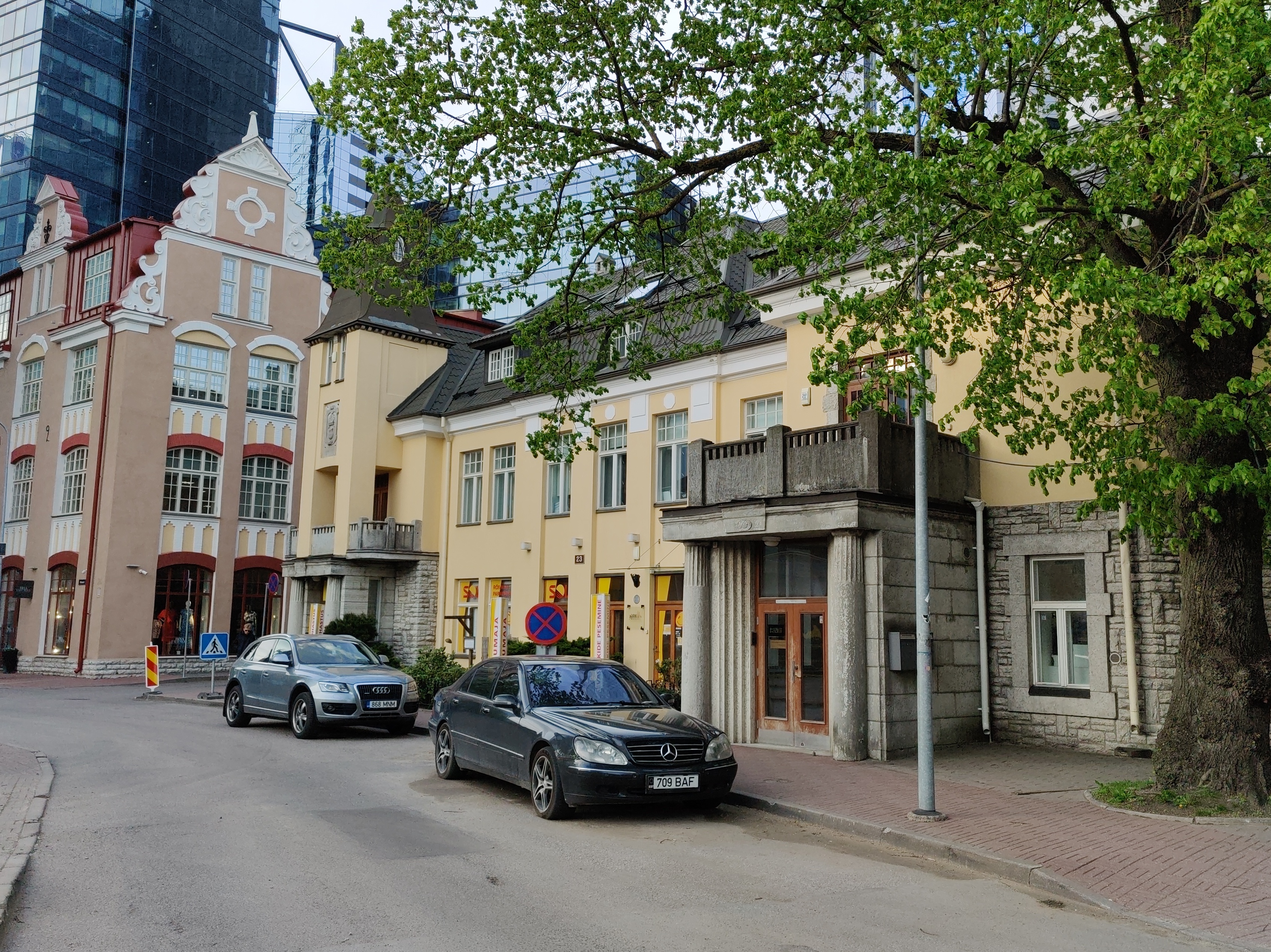 Maakri Street in Tallinn rephoto