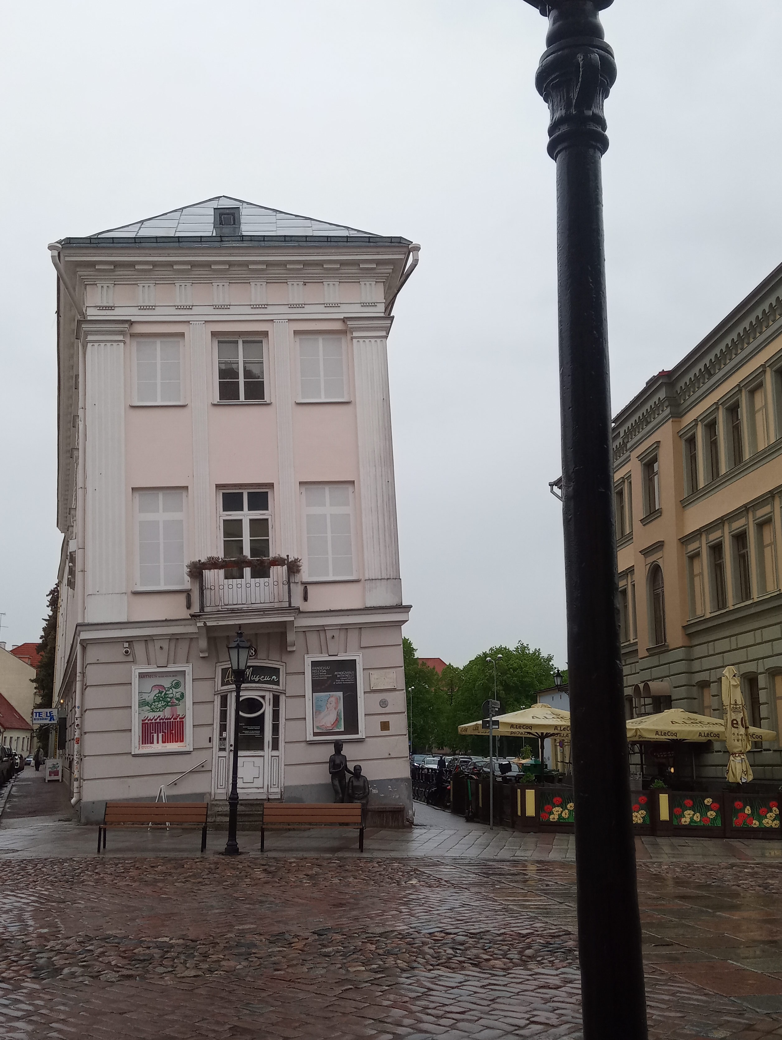 View Kivisilla pharmacy. rephoto