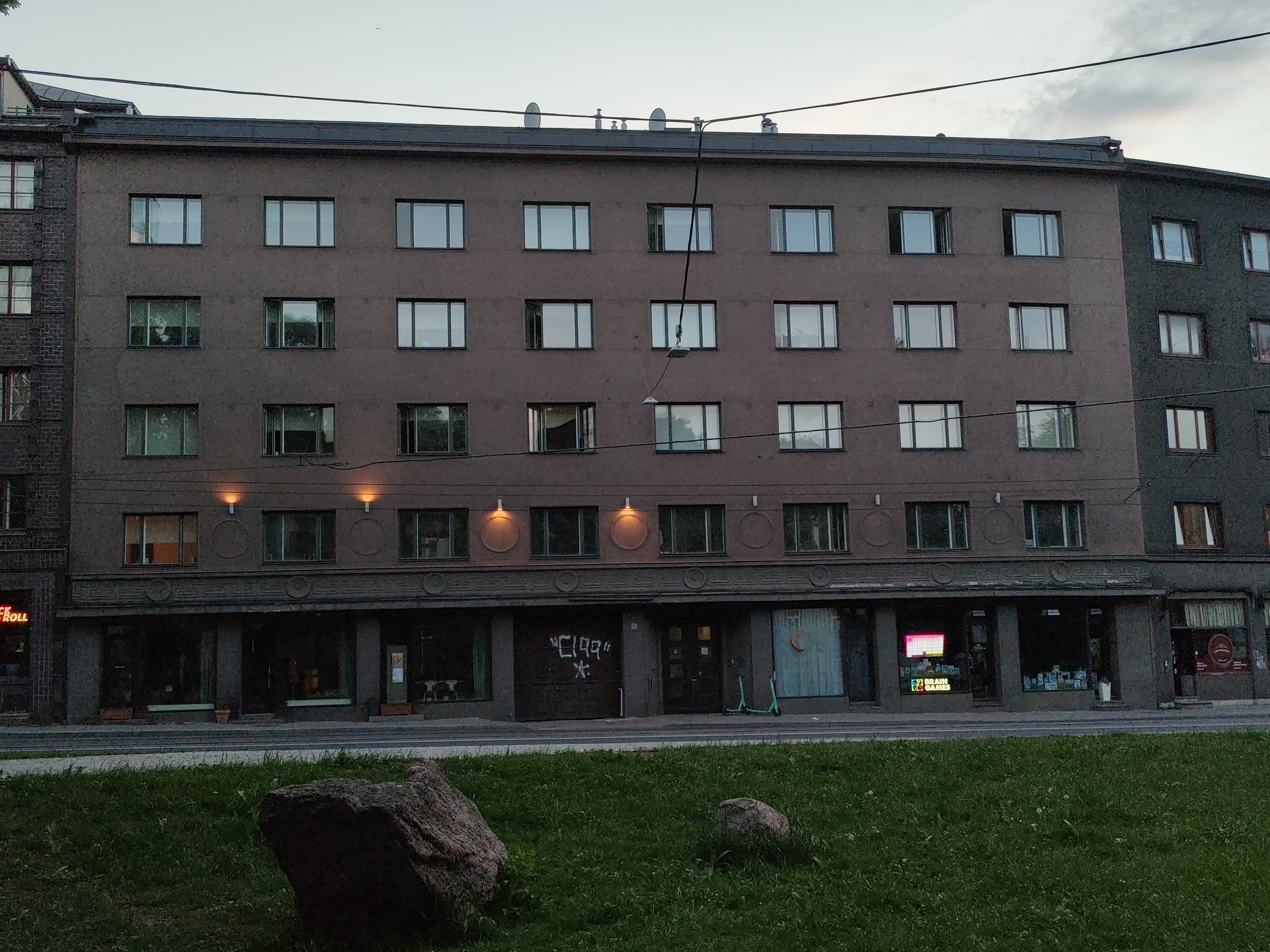 Elu- ja ärihoone Pärnu mnt 32, vaade. Arhitekt Eugen Habermann rephoto