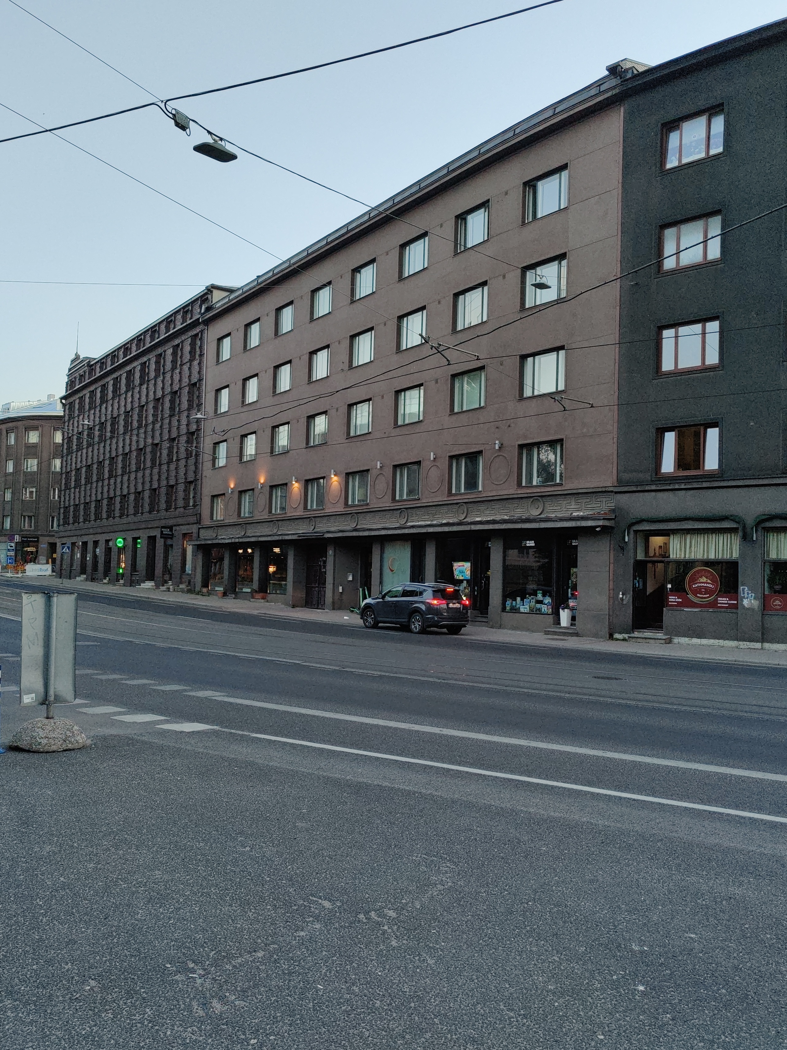 Elu- ja ärihoone Pärnu mnt 32, vaade. Arhitekt Eugen Habermann rephoto