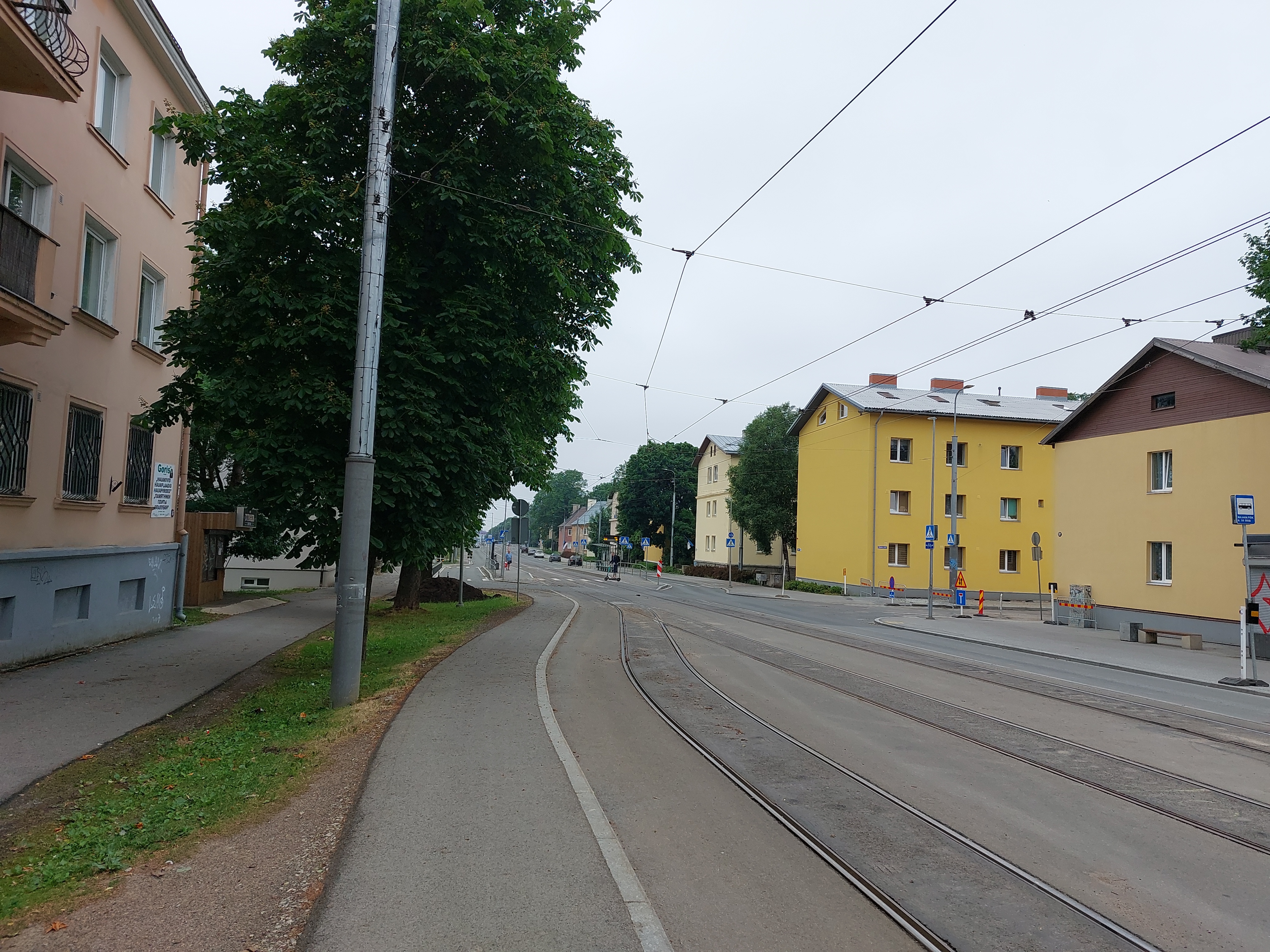 Tallinn, Majaka Street, new workshops are being made. rephoto