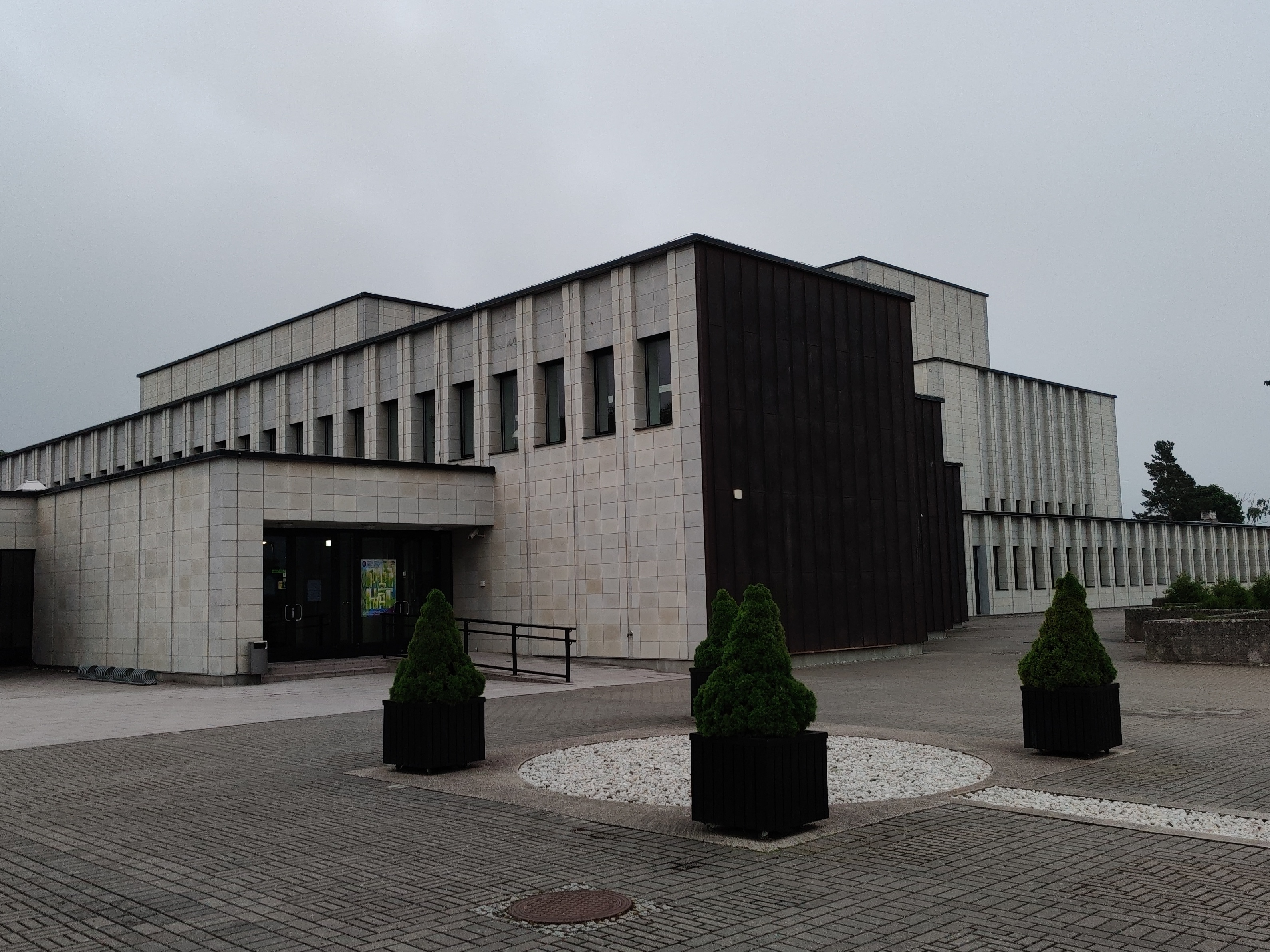Haapsalu kultuurimaja, eestvaade. Arhitekt Ado Eigi, sisekujundaja Maire Kangur rephoto