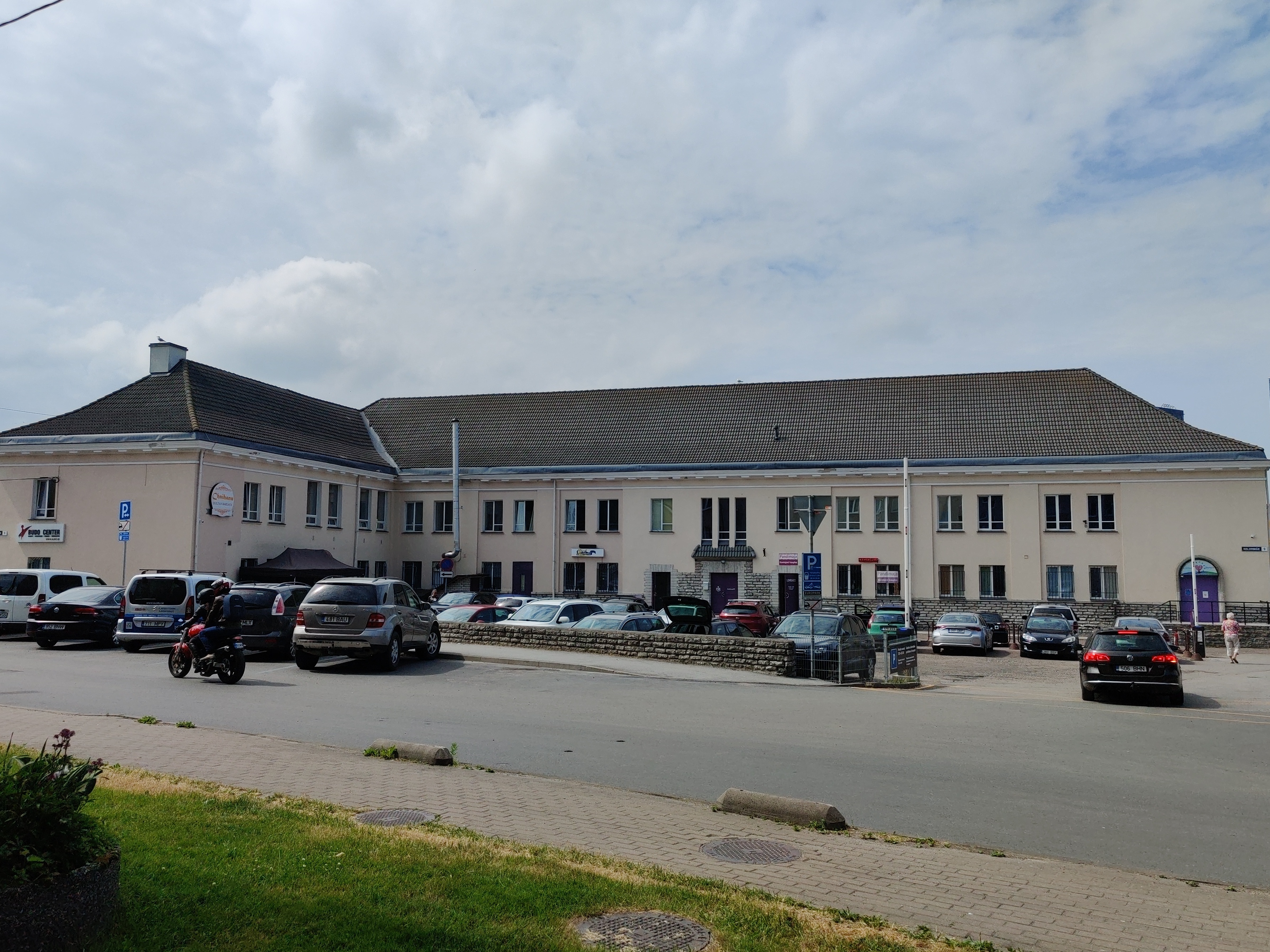Tallinn, Kolhoosi Central Market Administrative and Refrigeration Building. rephoto