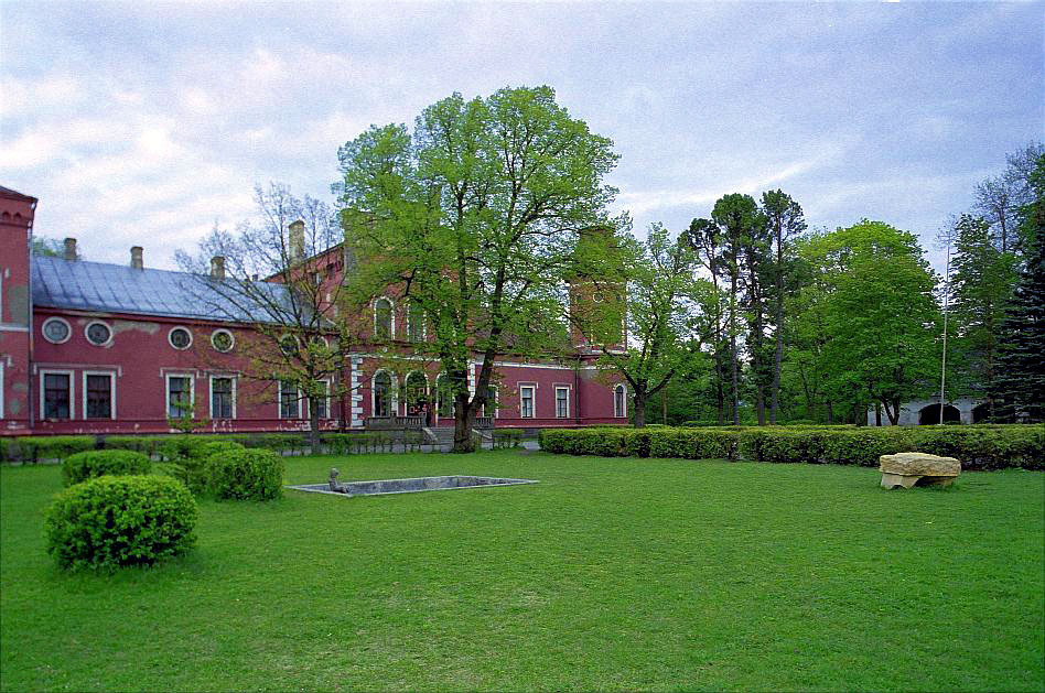 Porkuni Manor Building rephoto