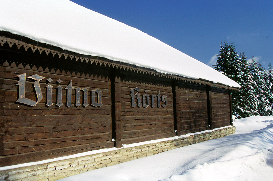 Viitna gymnasium building rephoto