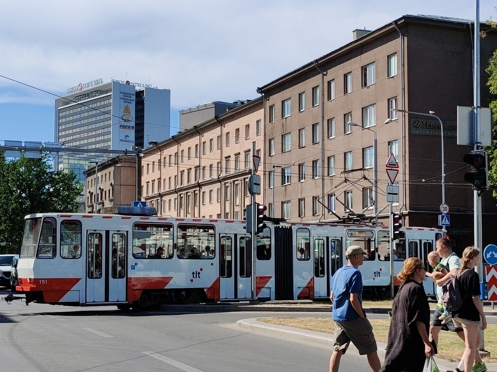 Viru hotel in Tallinn, view along Gonsiori tn-t, in front of the tram. Architects Henno Sepmann, Mart Port rephoto
