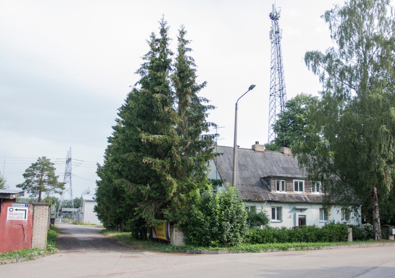 foto, Viljandimaa, Mustivere küla, Tomuski tee 7, elektrialajaam, elamu, 1959, foto L. Vellema rephoto