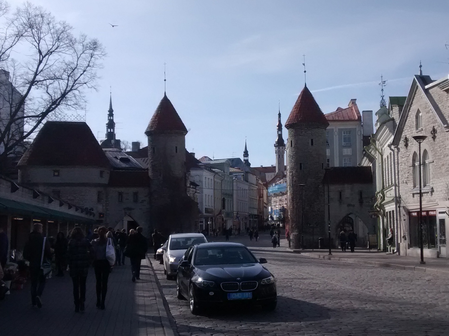 Viru värav ja Viru tänav. Vaade südalinna poole rephoto