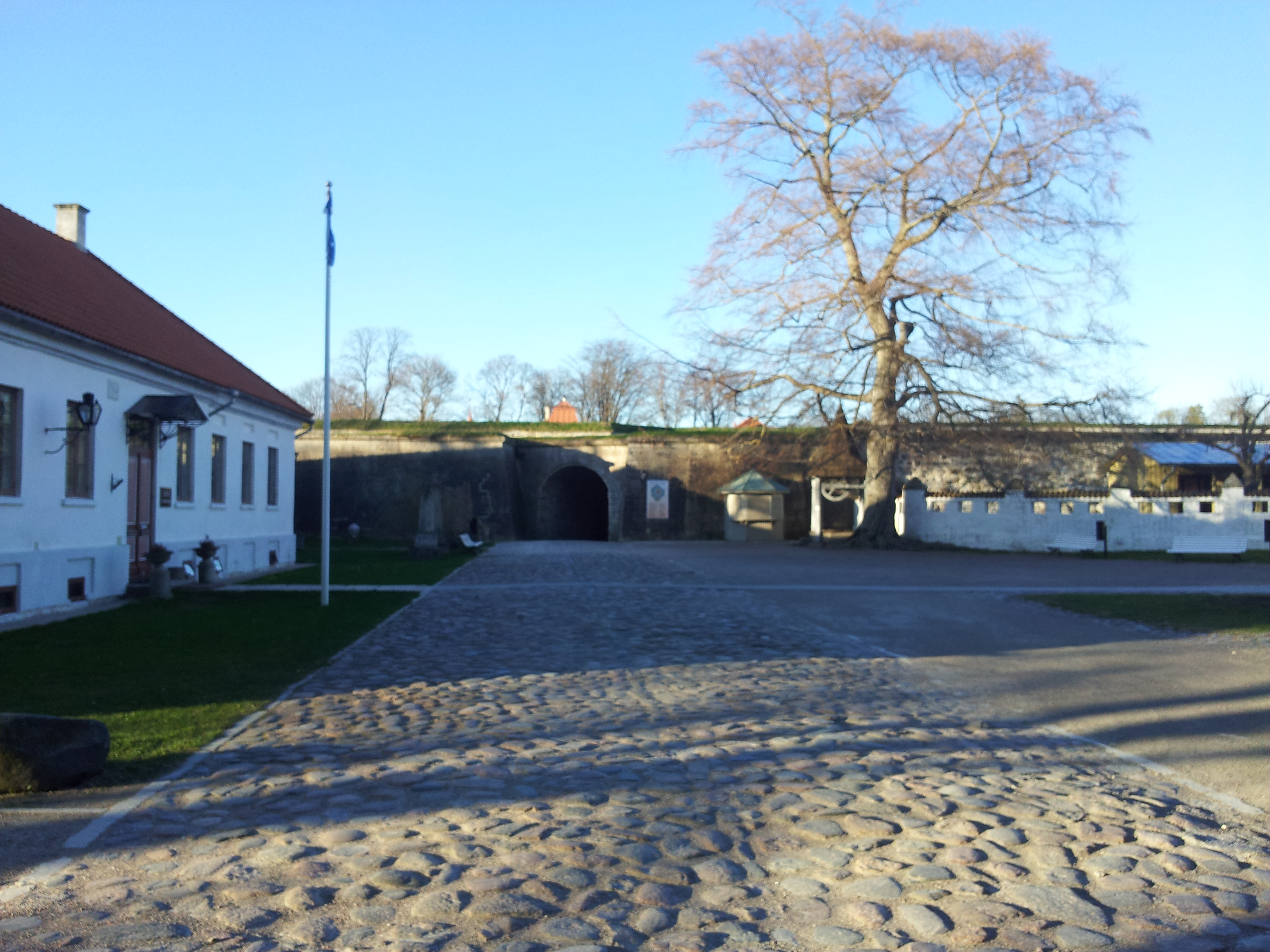 Kuressaare lossivärav. rephoto