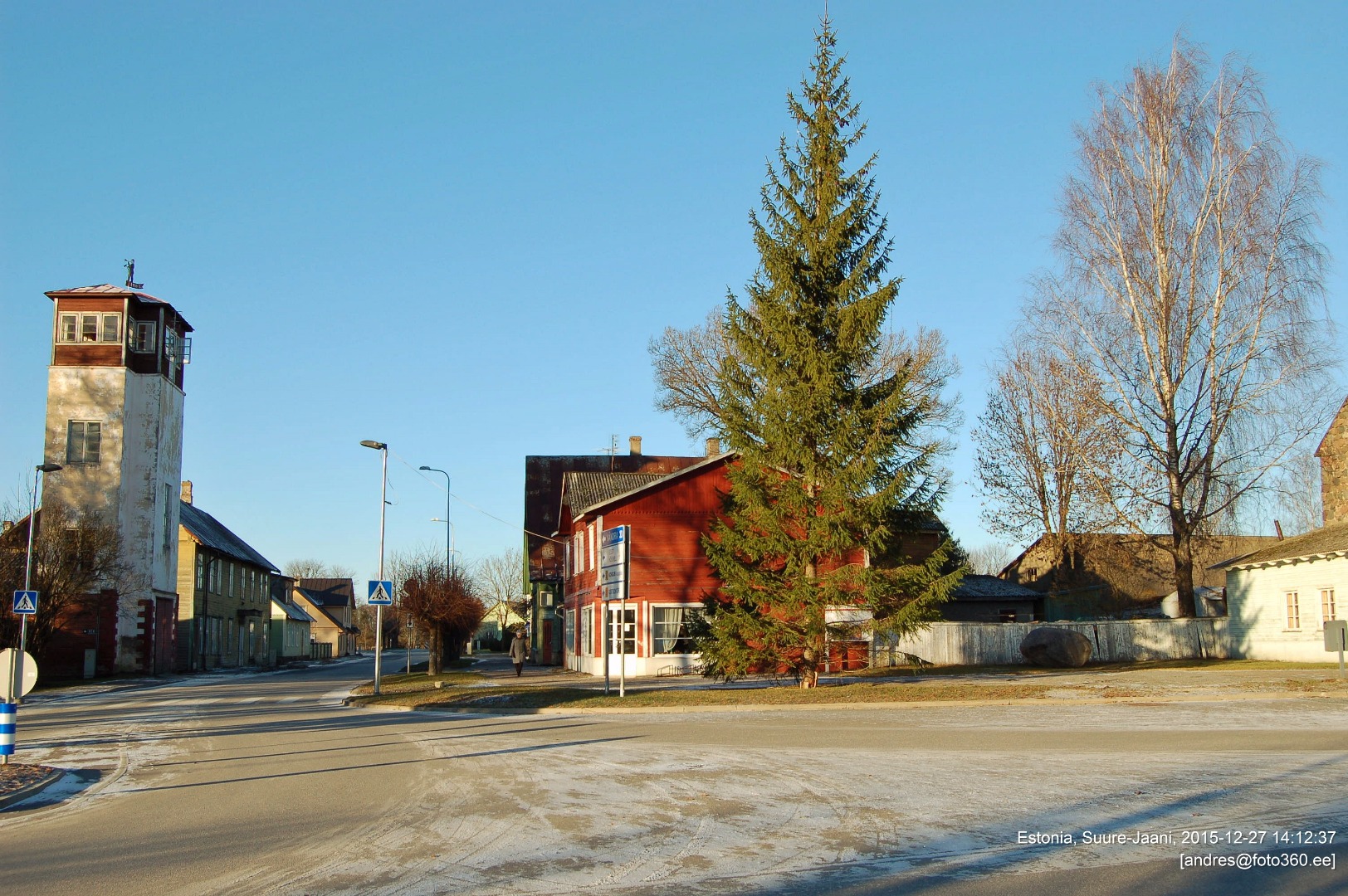 foto, Suure-Jaani khk, Suure-Jaani, Pärnu tänavat, talv, tuletõrjehoone vasakul, u 1970 rephoto