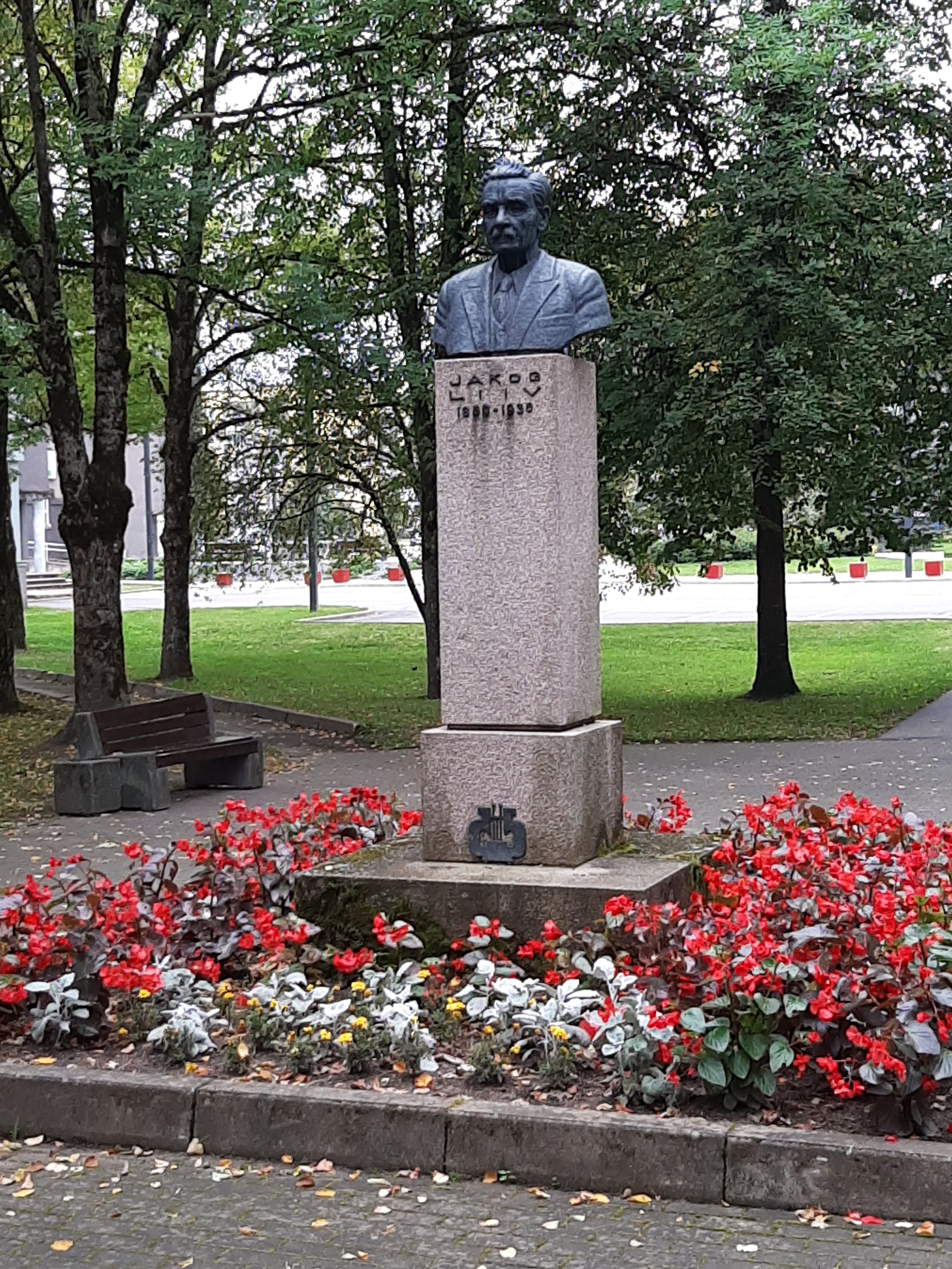 Jakob Liivi mälestussammas Väike-Maarjas rephoto