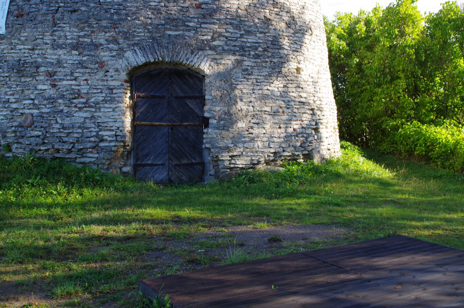 Saksa DV Schwerini ringkonnast Eestisse saabunud sõprusrongi külalisi Rakvere rajoonis rephoto