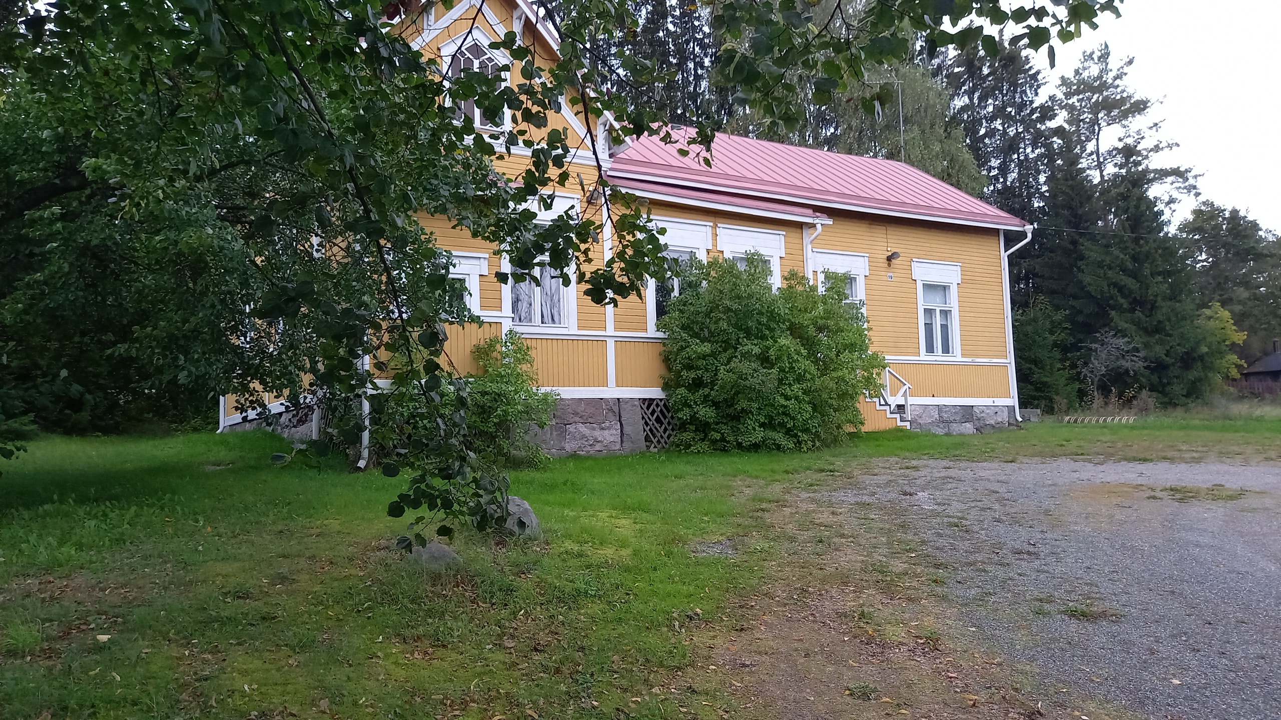 Hyvinkäänkylän kansakoulu rephoto