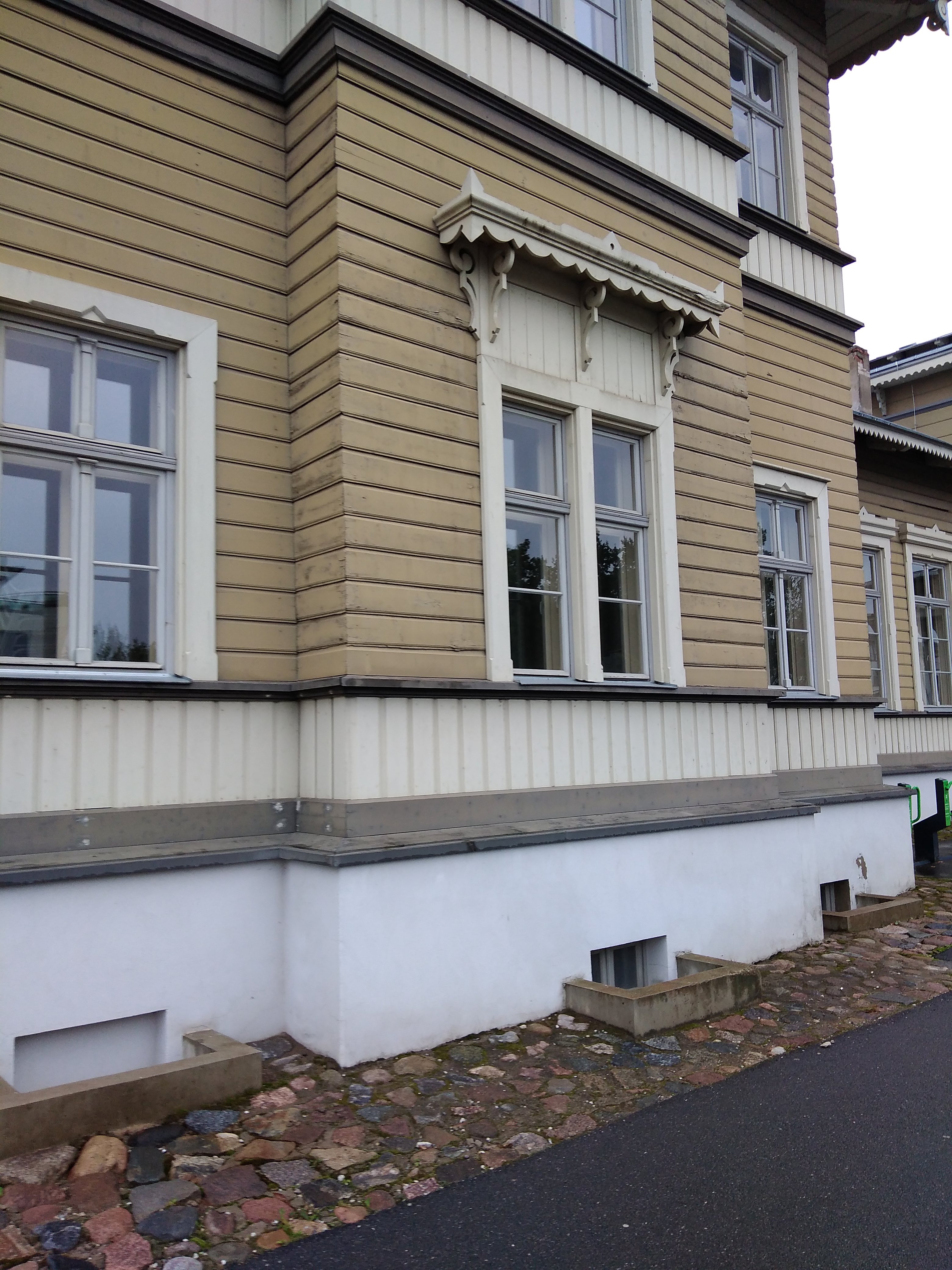 Korvpalli maailmameistri Valve Lüütsepa vastuvõtt Tartus 1964 rephoto