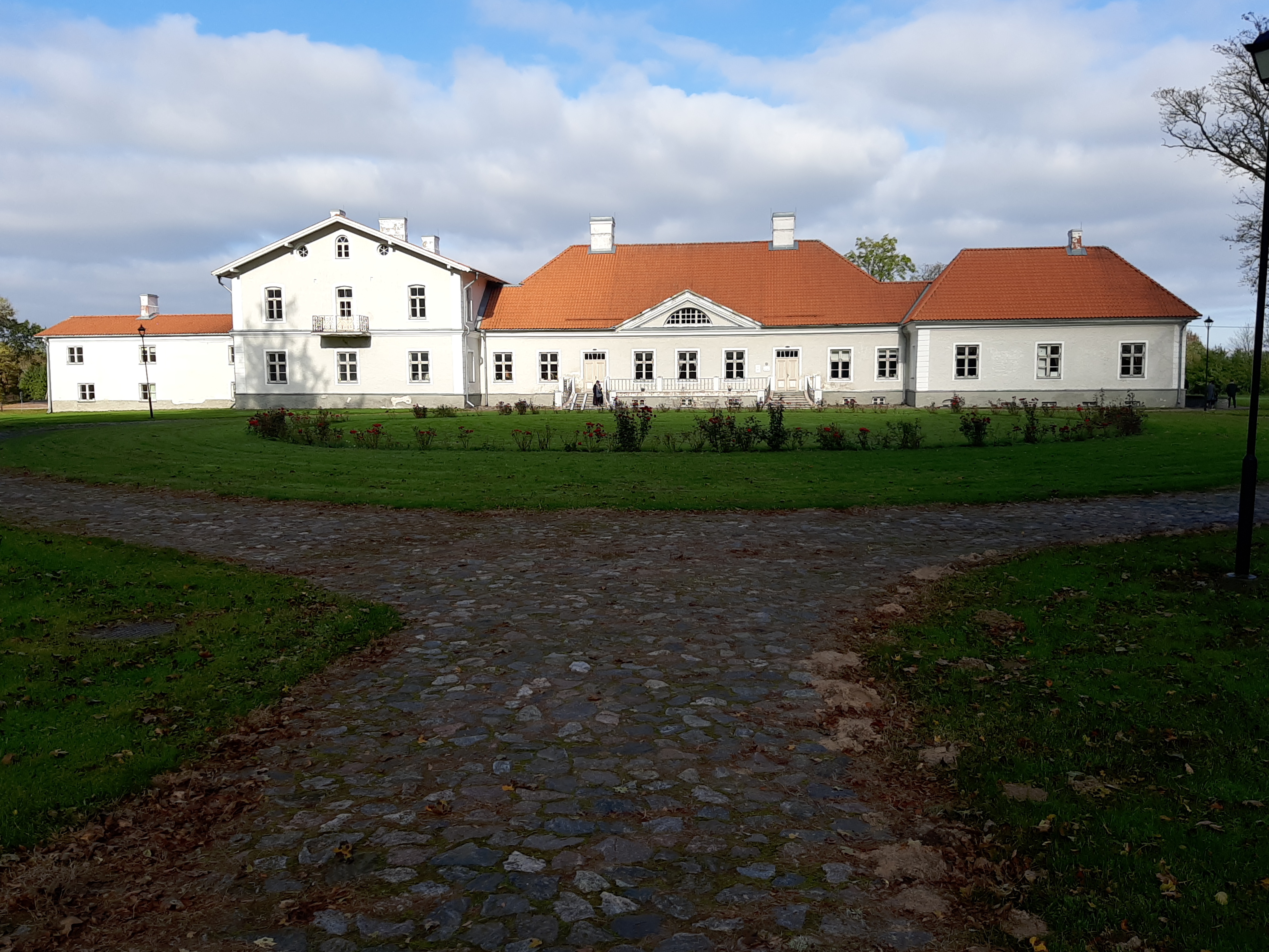 Kukruse manor introspection. rephoto