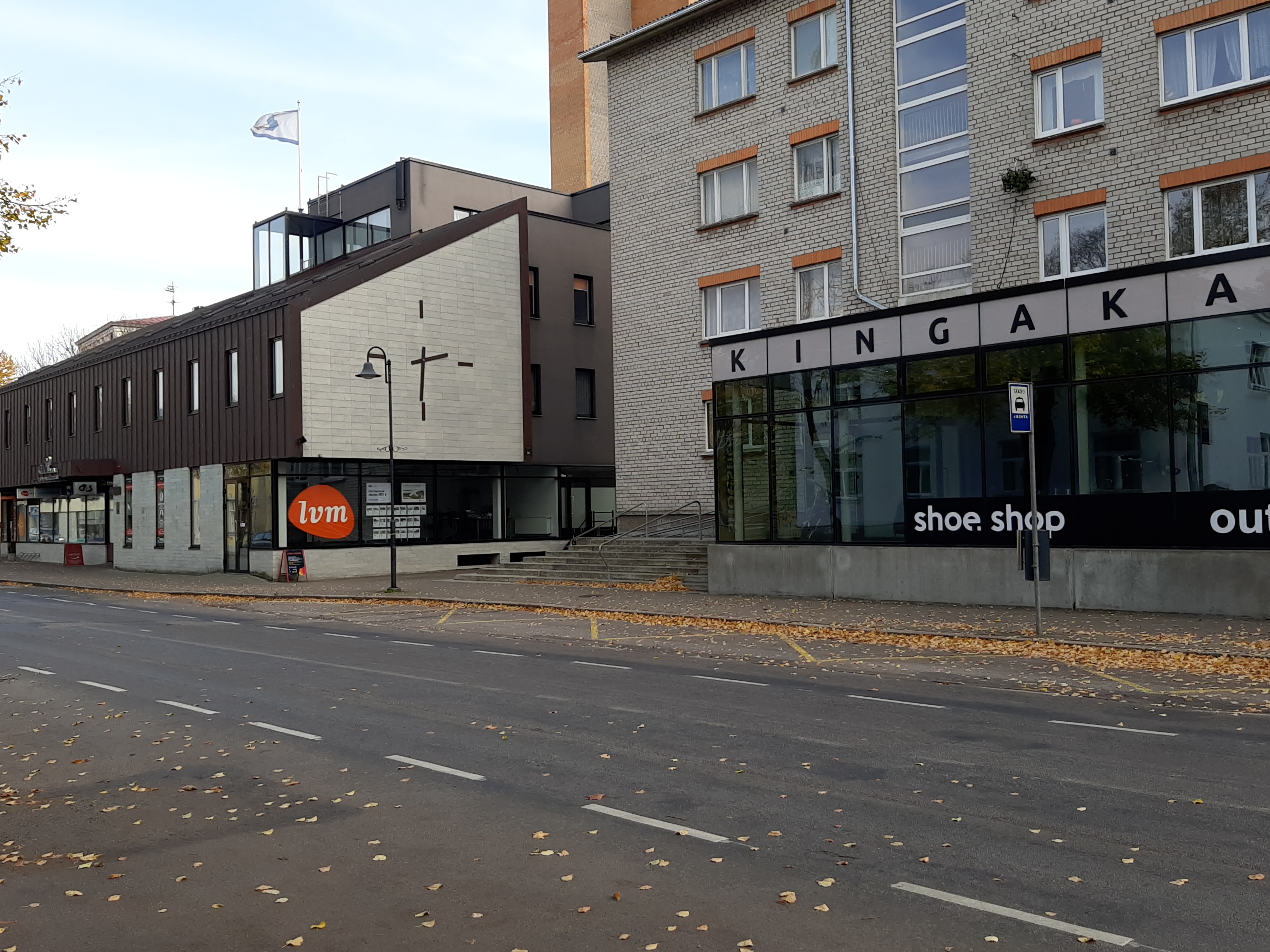 Kuressaare, kauplused Tallinna tänaval rephoto
