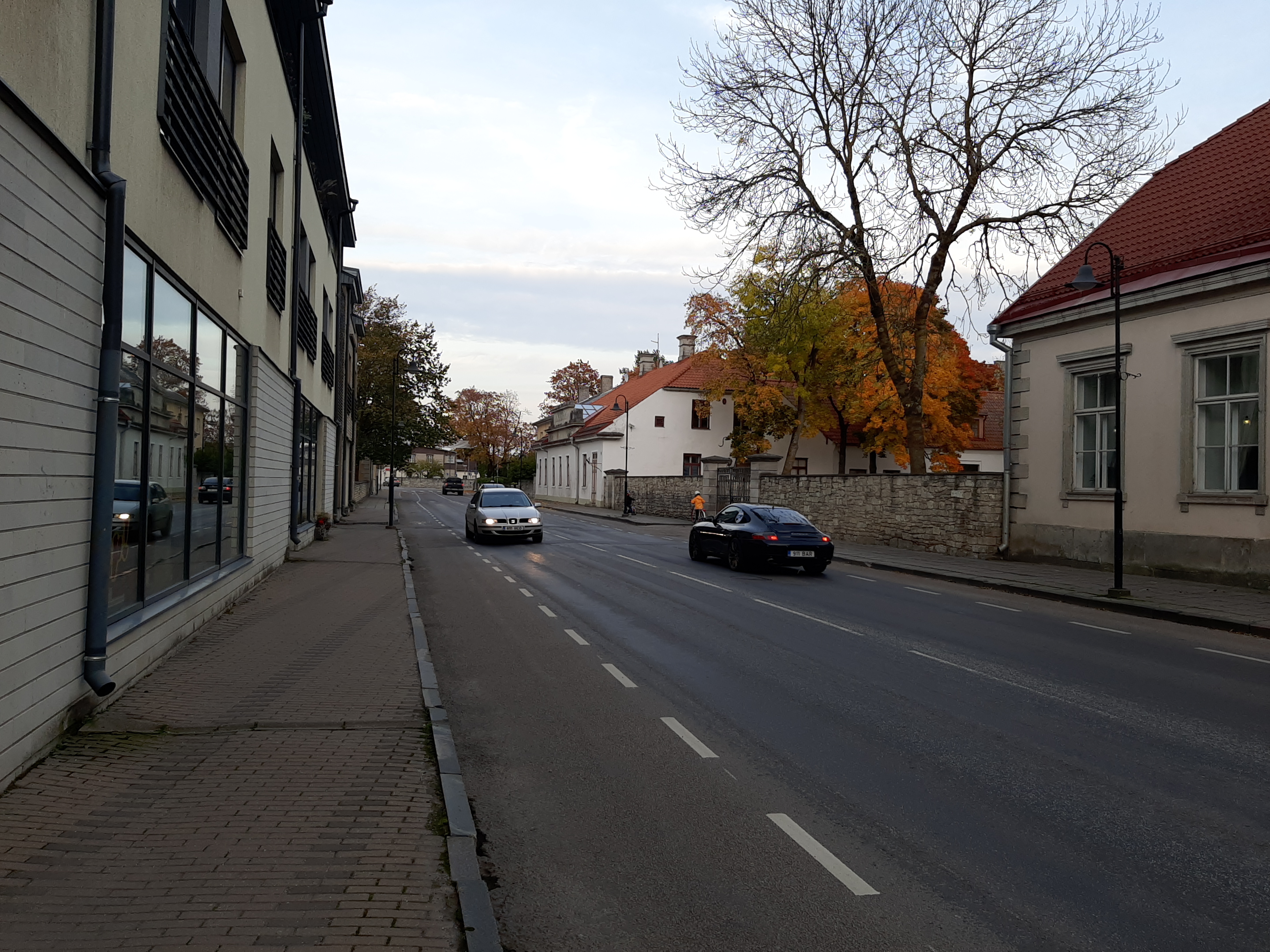 Kuressaare: vaade piki Tallinna maanteed Ruubi poole rephoto